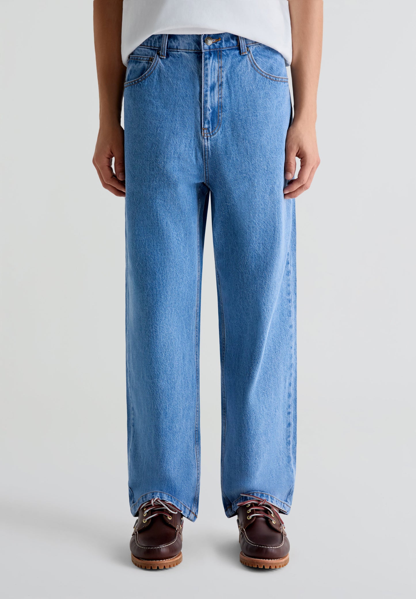 RHYTHM | ESSENTIAL JEAN