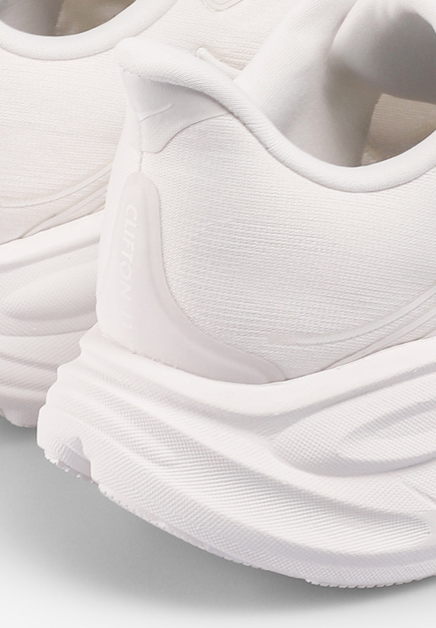 HOKA | CLIFTON 11