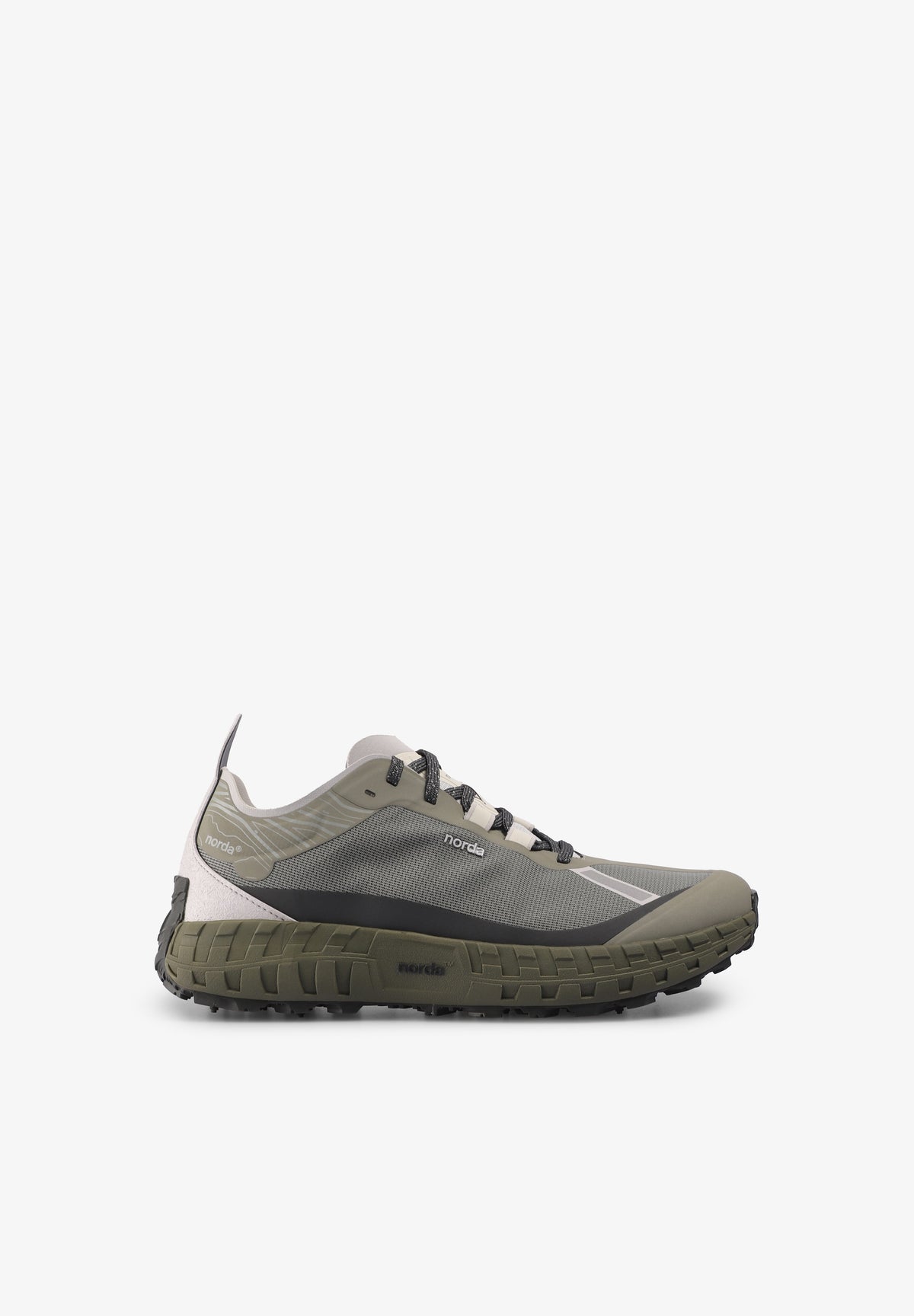 NORDA | SNEAKERS 001A