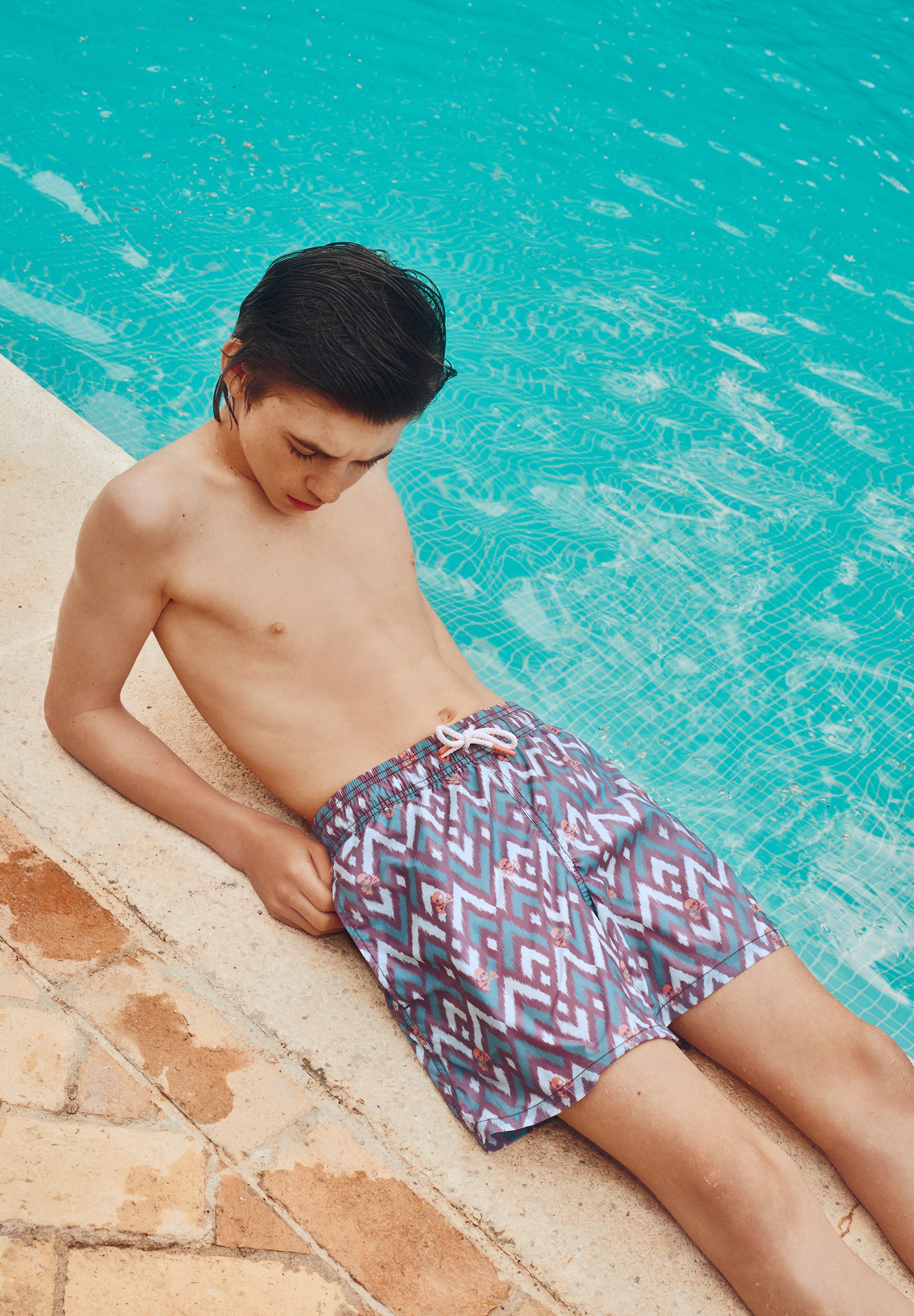 CALÇÕES DE BANHO COM ESTAMPADO DE IKAT
