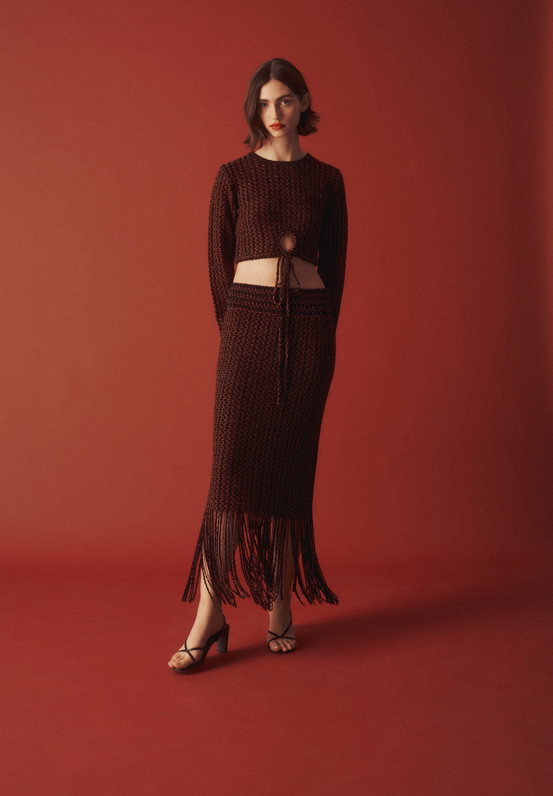 SAIA MIDI EM CROCHET COM FRANJAS