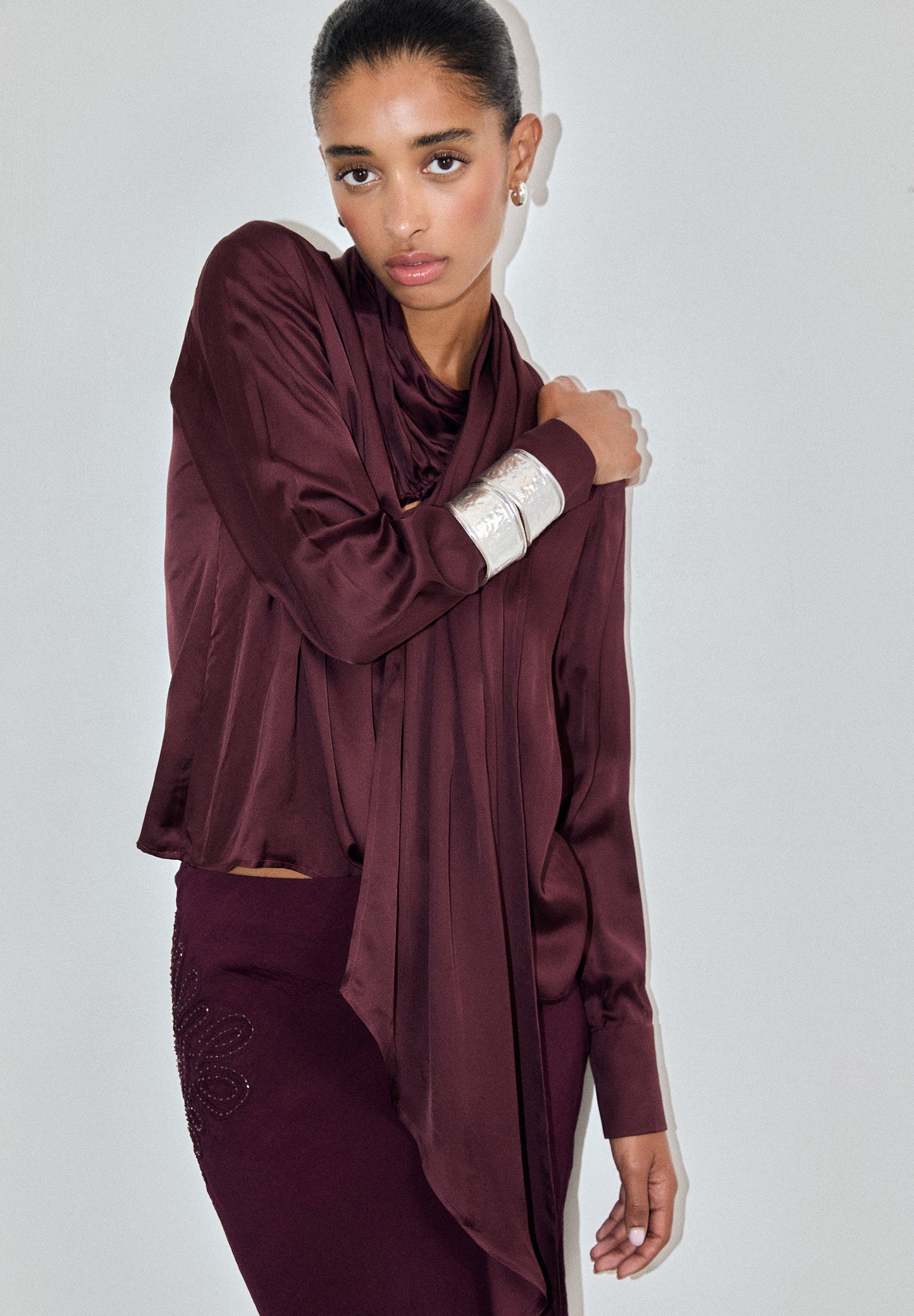 BLUSA DE CETIM DRAPEADA