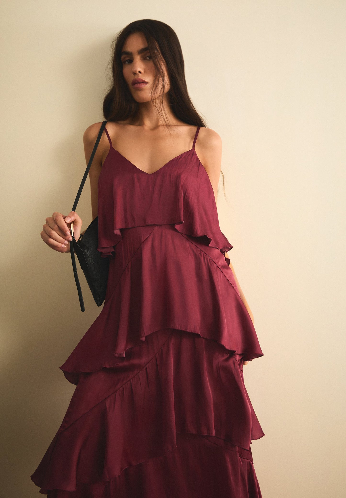 VESTIDO RENDADO COME FOLHOS