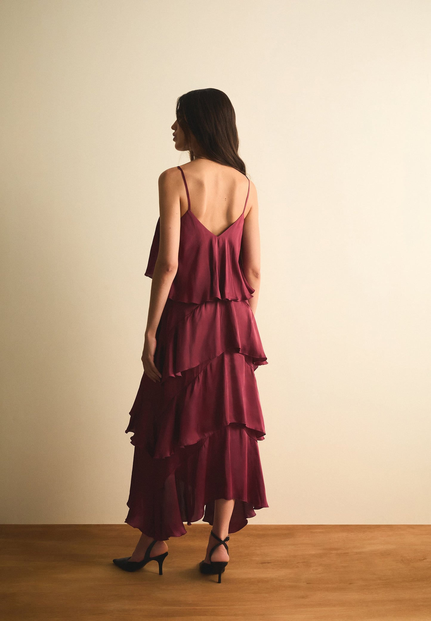 VESTIDO RENDADO COME FOLHOS