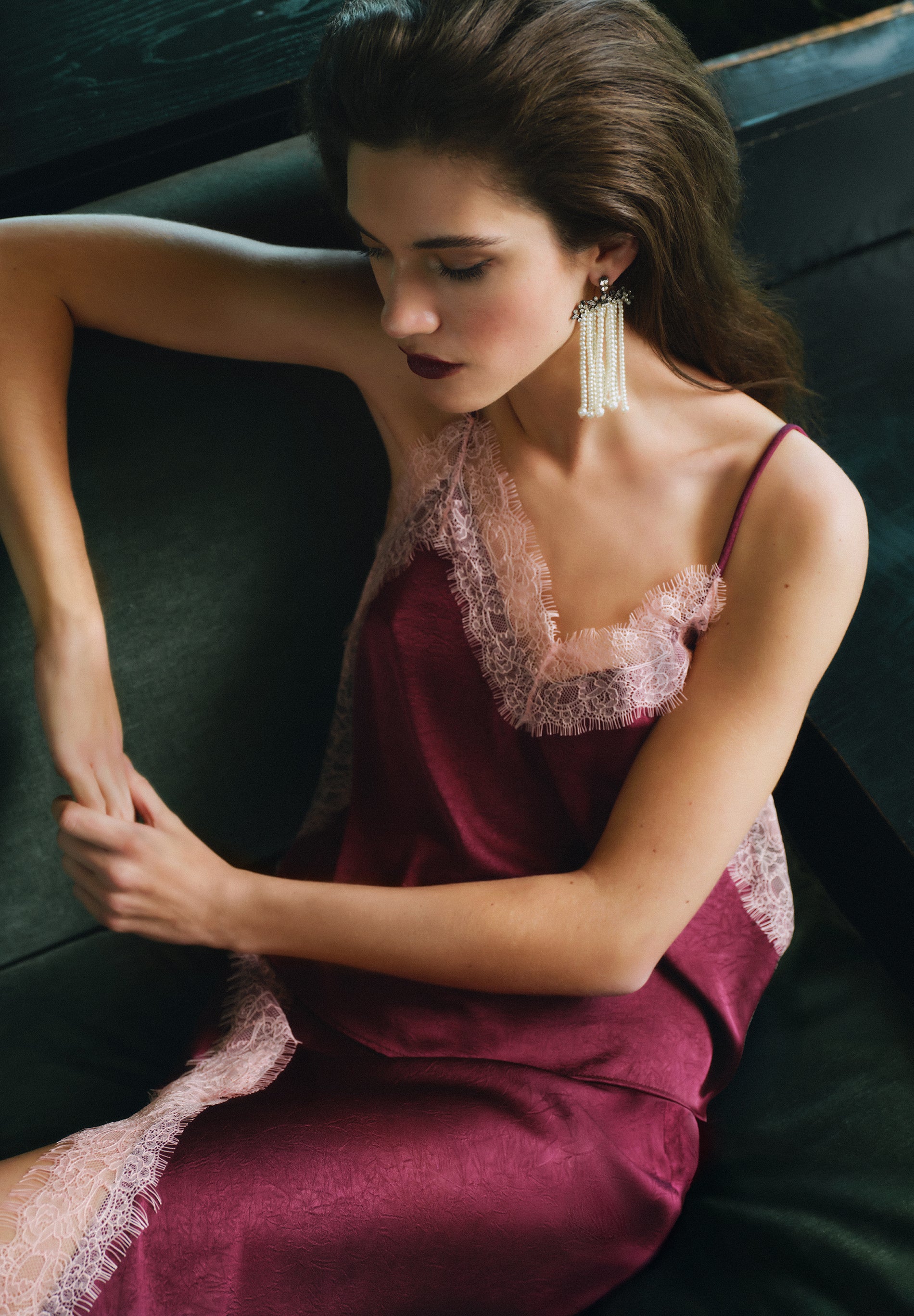 SAIA ACETINADA COM RENDA