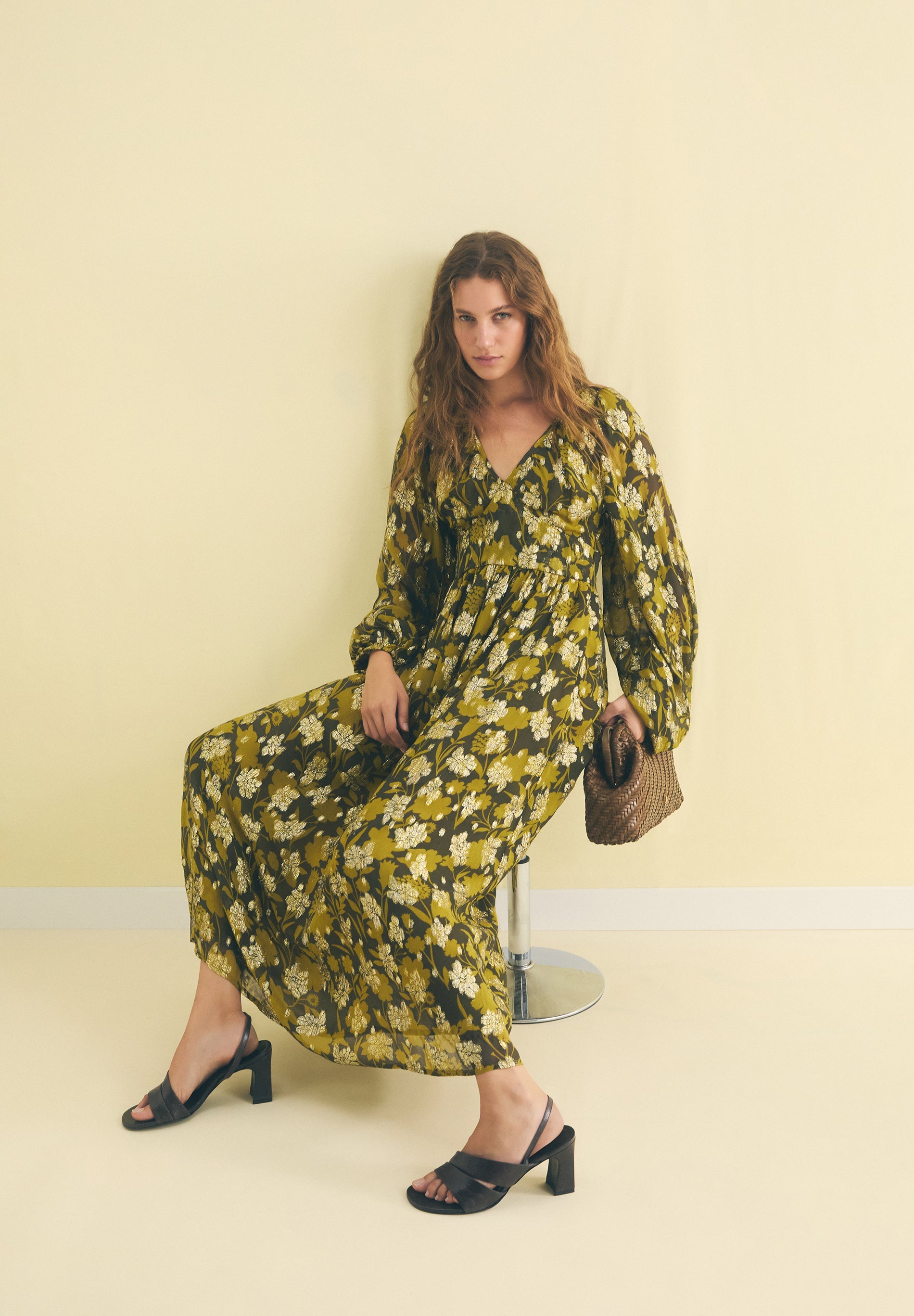 VESTIDO LUREX PADRÃO FLORAL