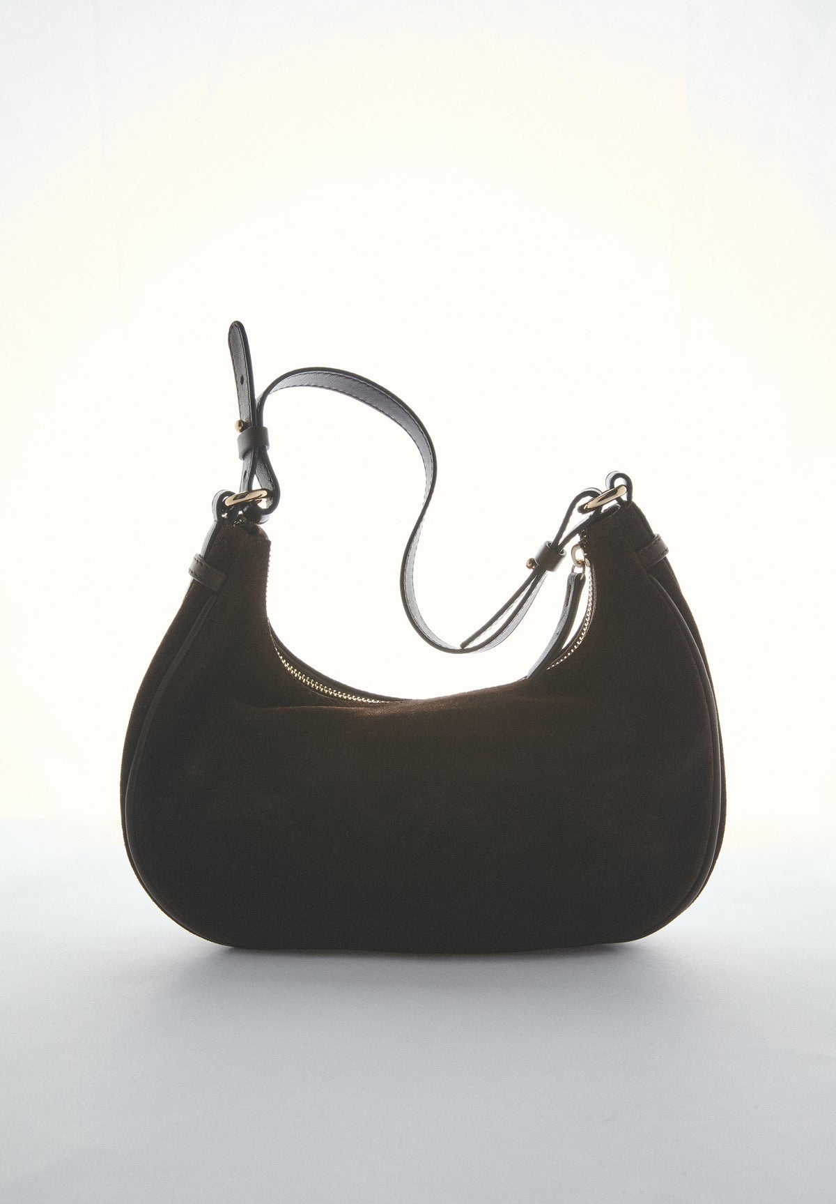 BOLSA DE OMBRO REDONDA EM CROUTE