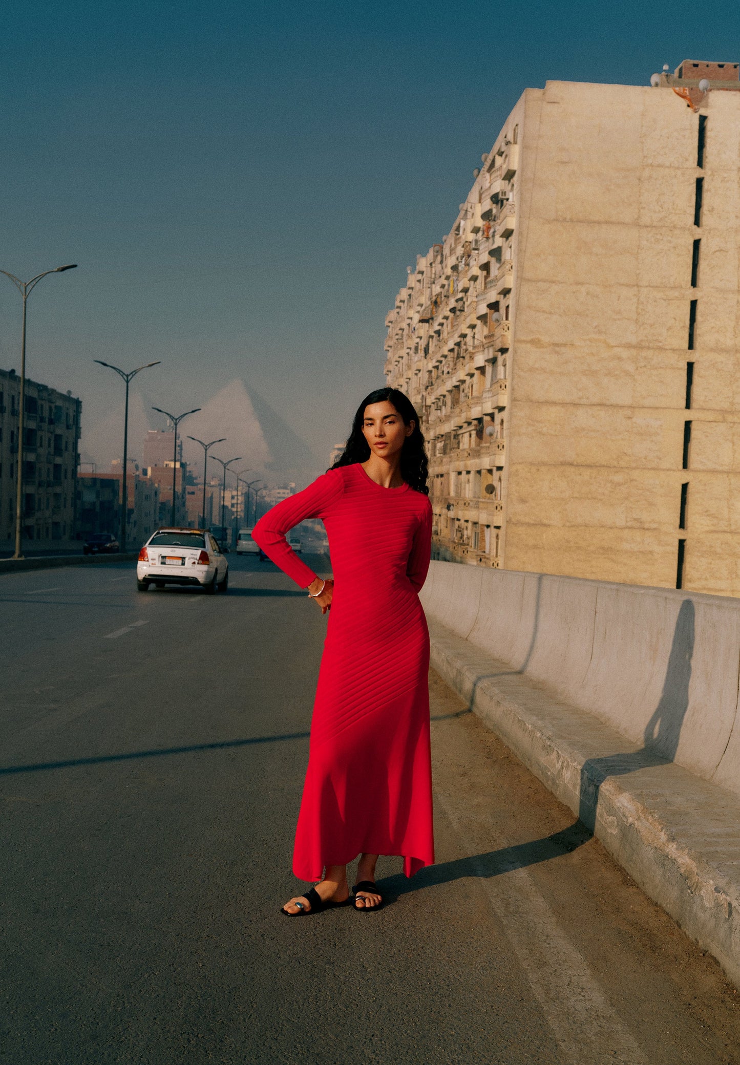 VESTIDO ÀS RISCAS DE MALHA