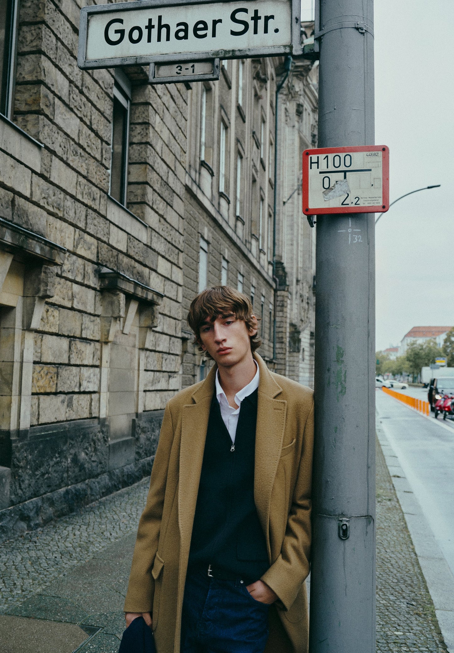 CARDIGAN COM FECHO DE CORRER EM LÃ MERINO