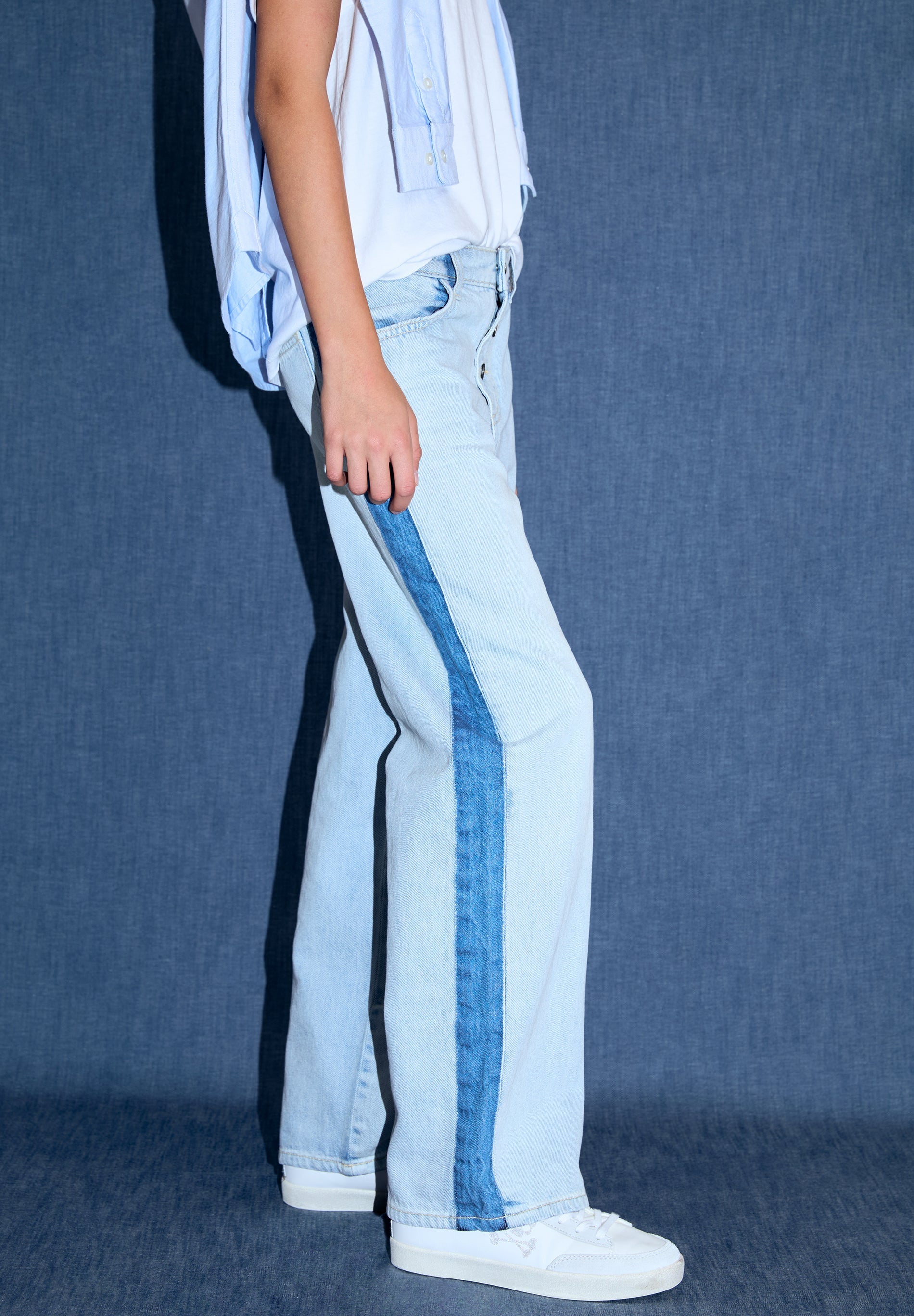 JEANS DENIM LINHA EM CONTRASTE