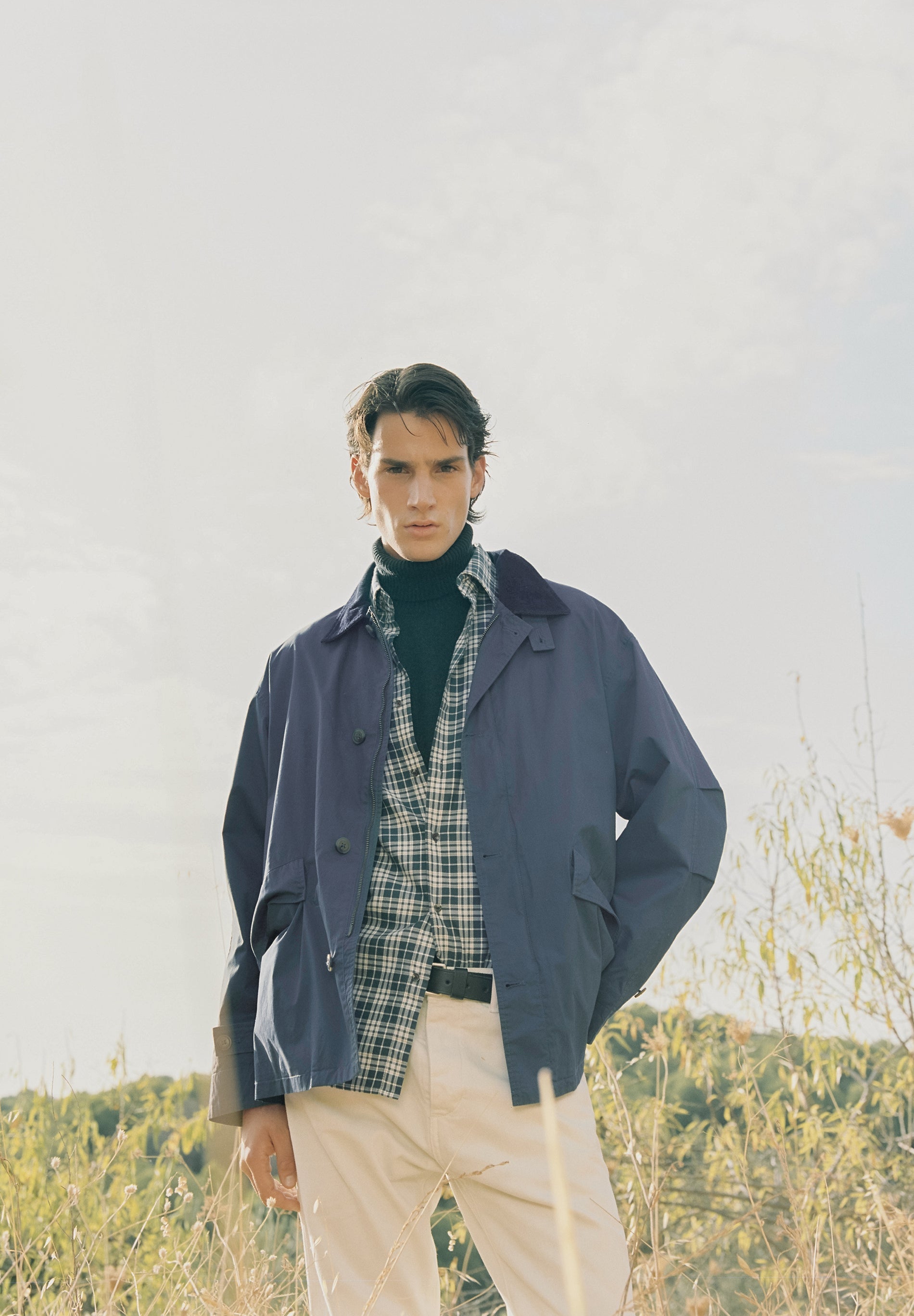 CASACO COM GOLA DE BOMBAZINA