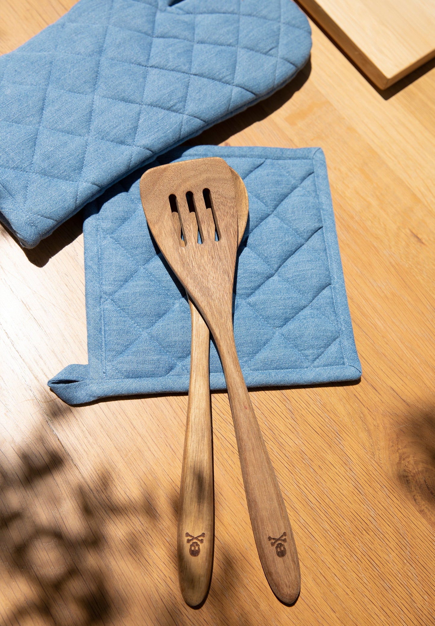 PACK UTENSILIOS DE MADERA CALAVERA - Scalpers
