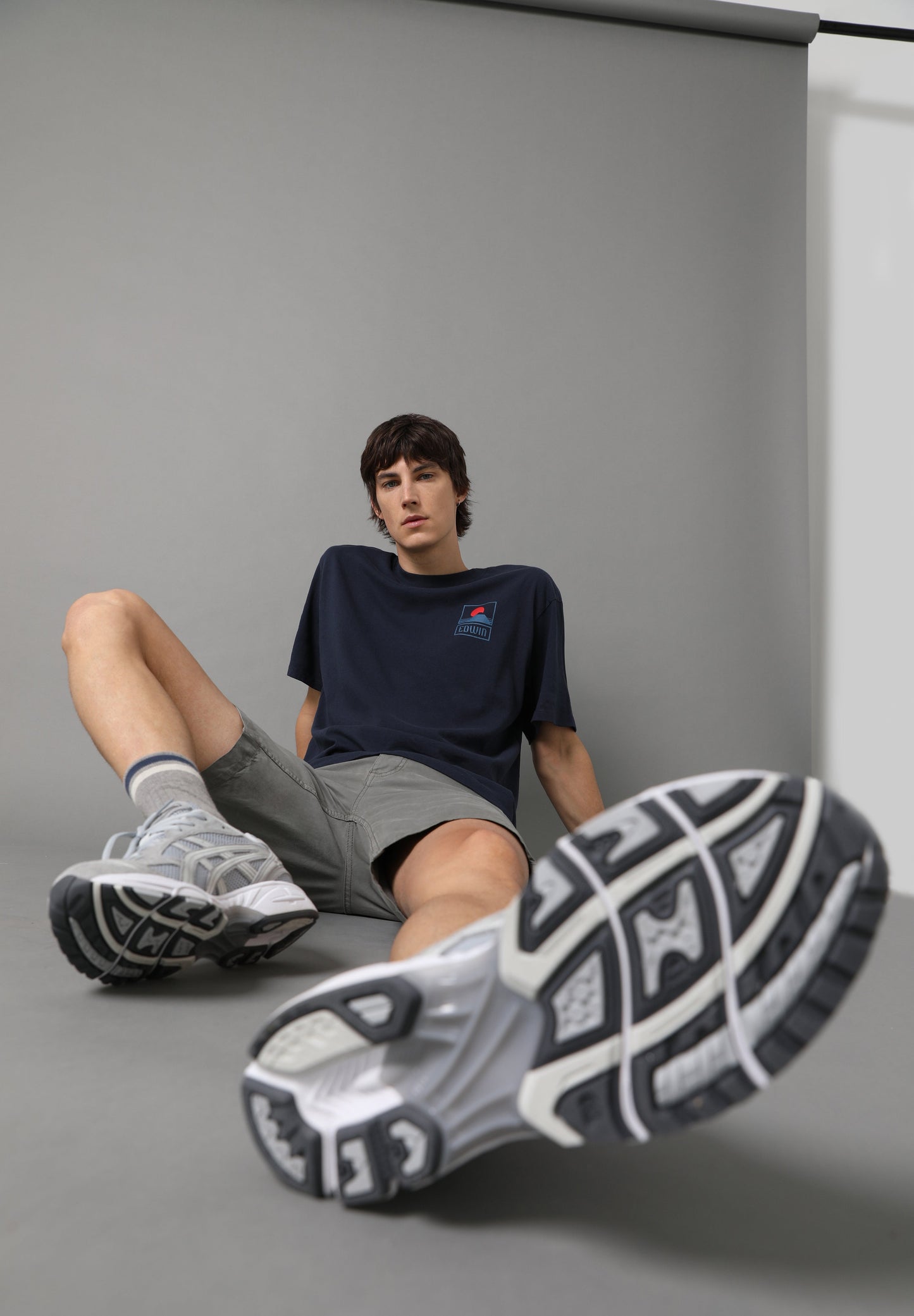 EDWIN | T-SHIRT COM PADRÃO NO PEITO