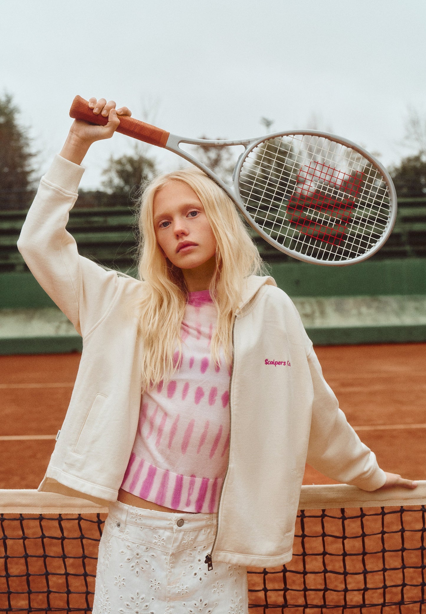 SWEATSHIRT COM CAPUZ E ZIP