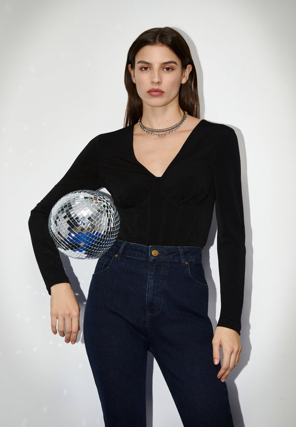 JEANS BOOTCUT COM ABERTURAS