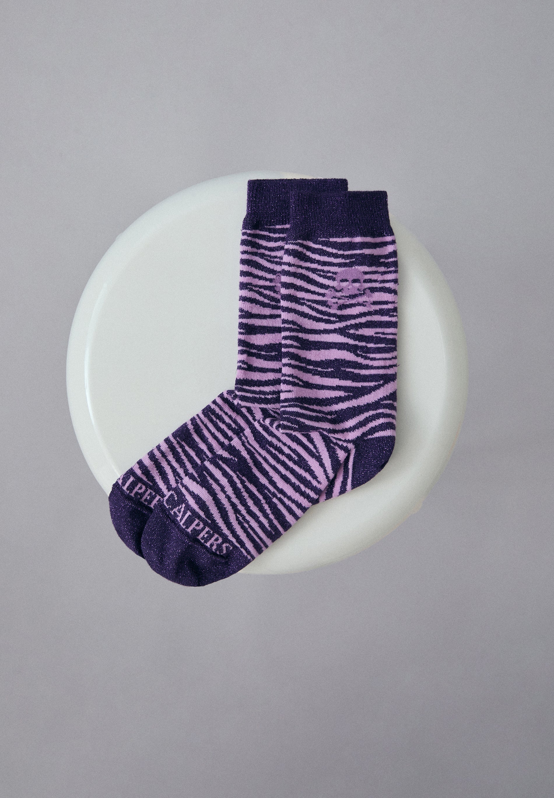 MEIAS COM PADRÃO DE ESTAMPADO ANIMAL