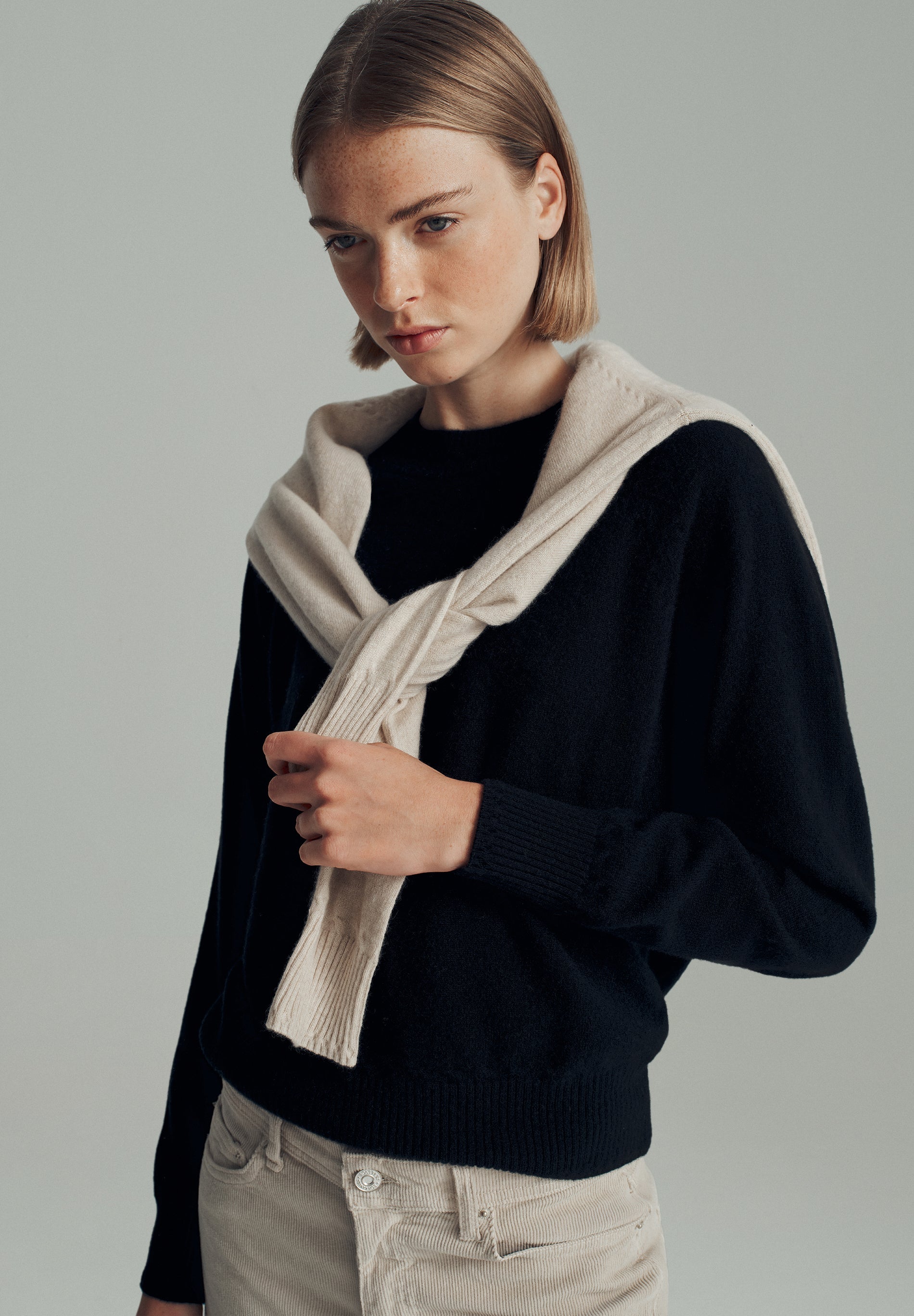 SWEATER 100% CAXEMIRA DECOTE REDONDO