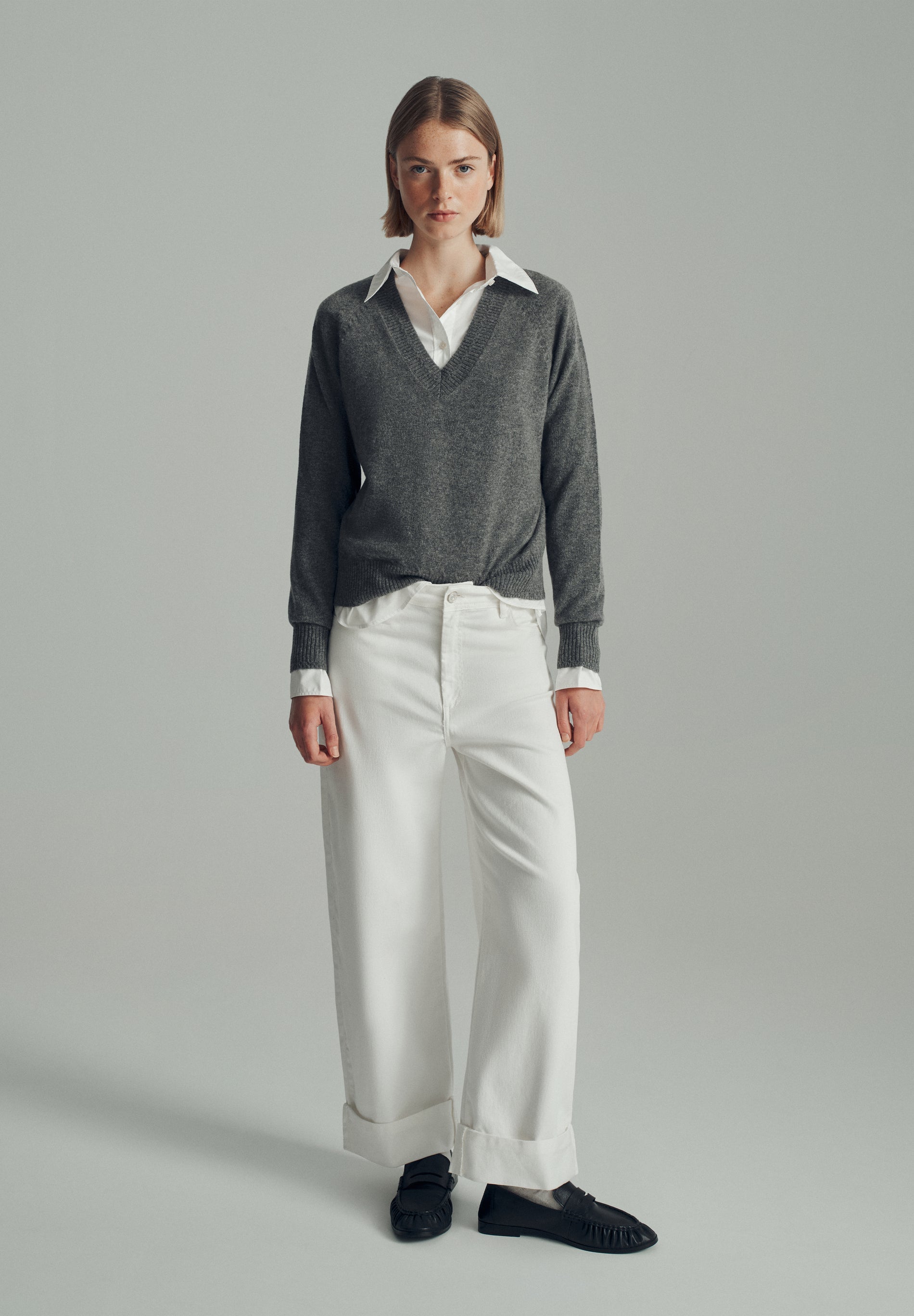 SWEATER 100% CAXEMIRA COM DECOTE EM V