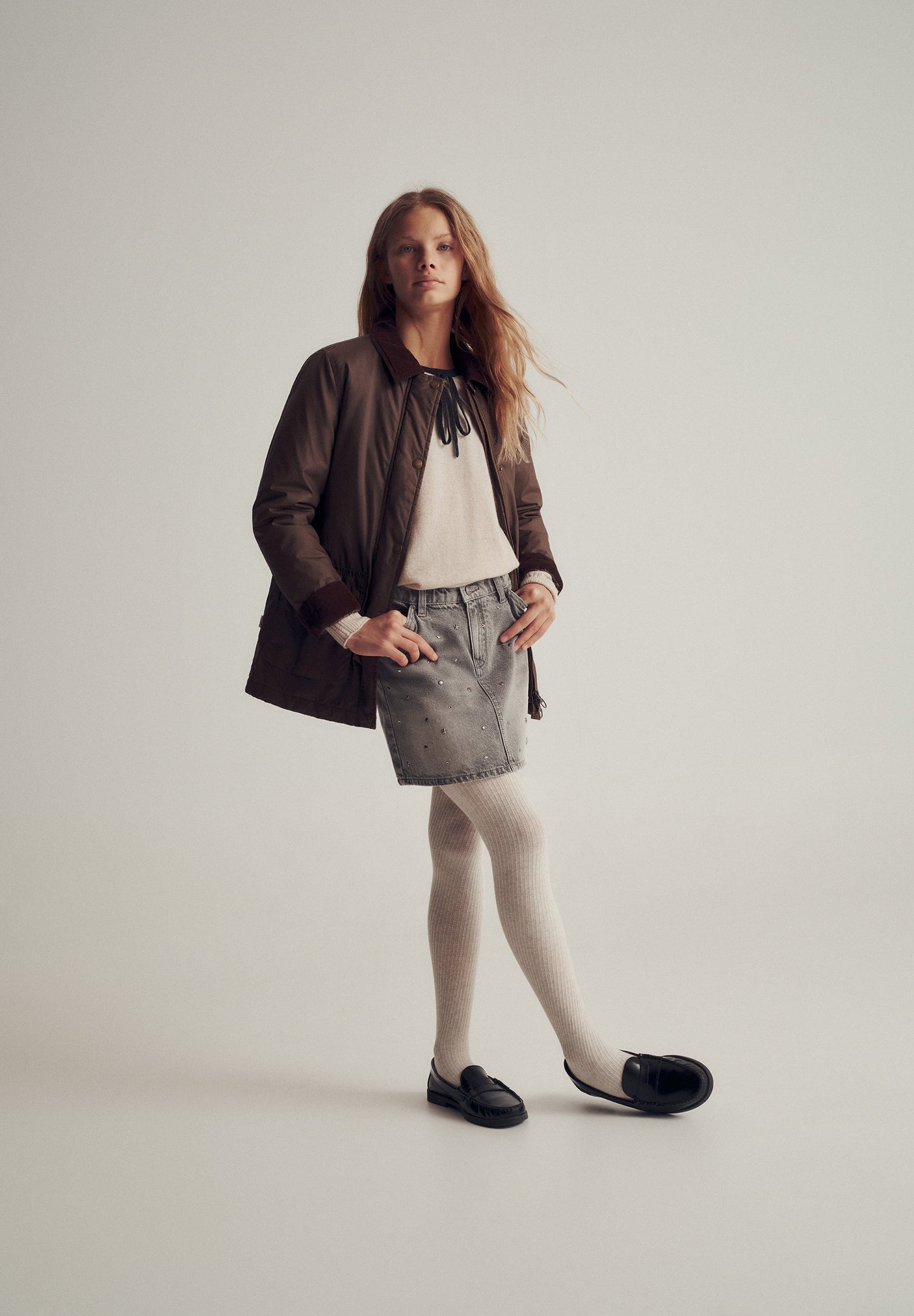 BLUSÃO COM GOLA EM CONTRASTE