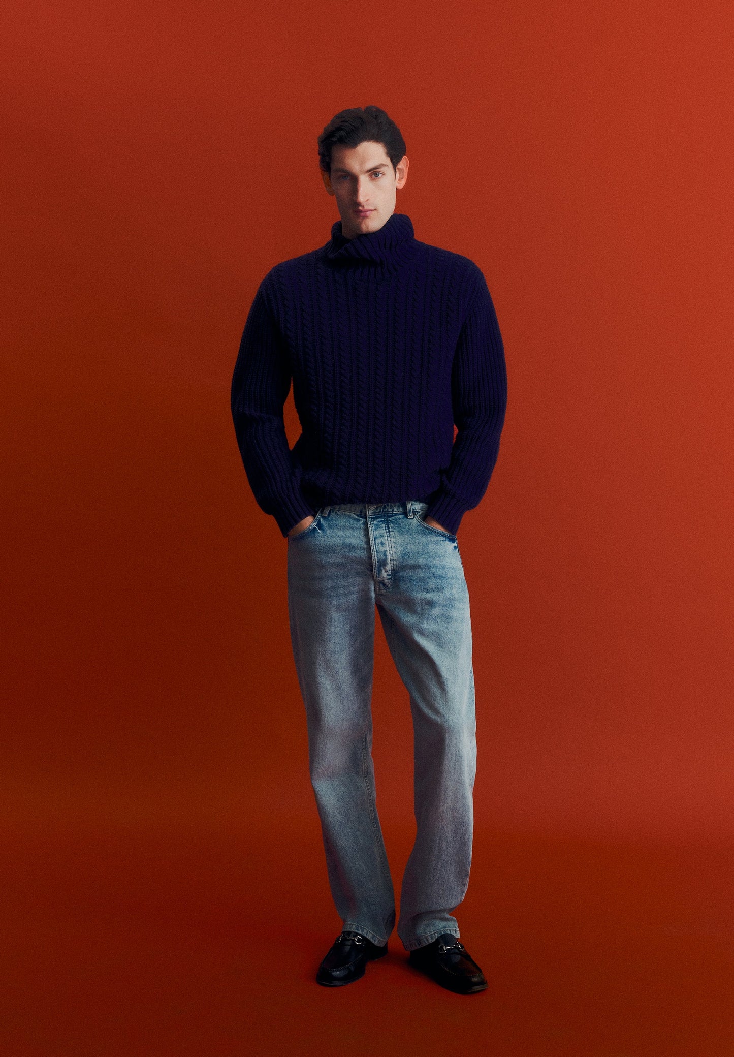 SWEATER GOLA ALTA ENTRANÇADO