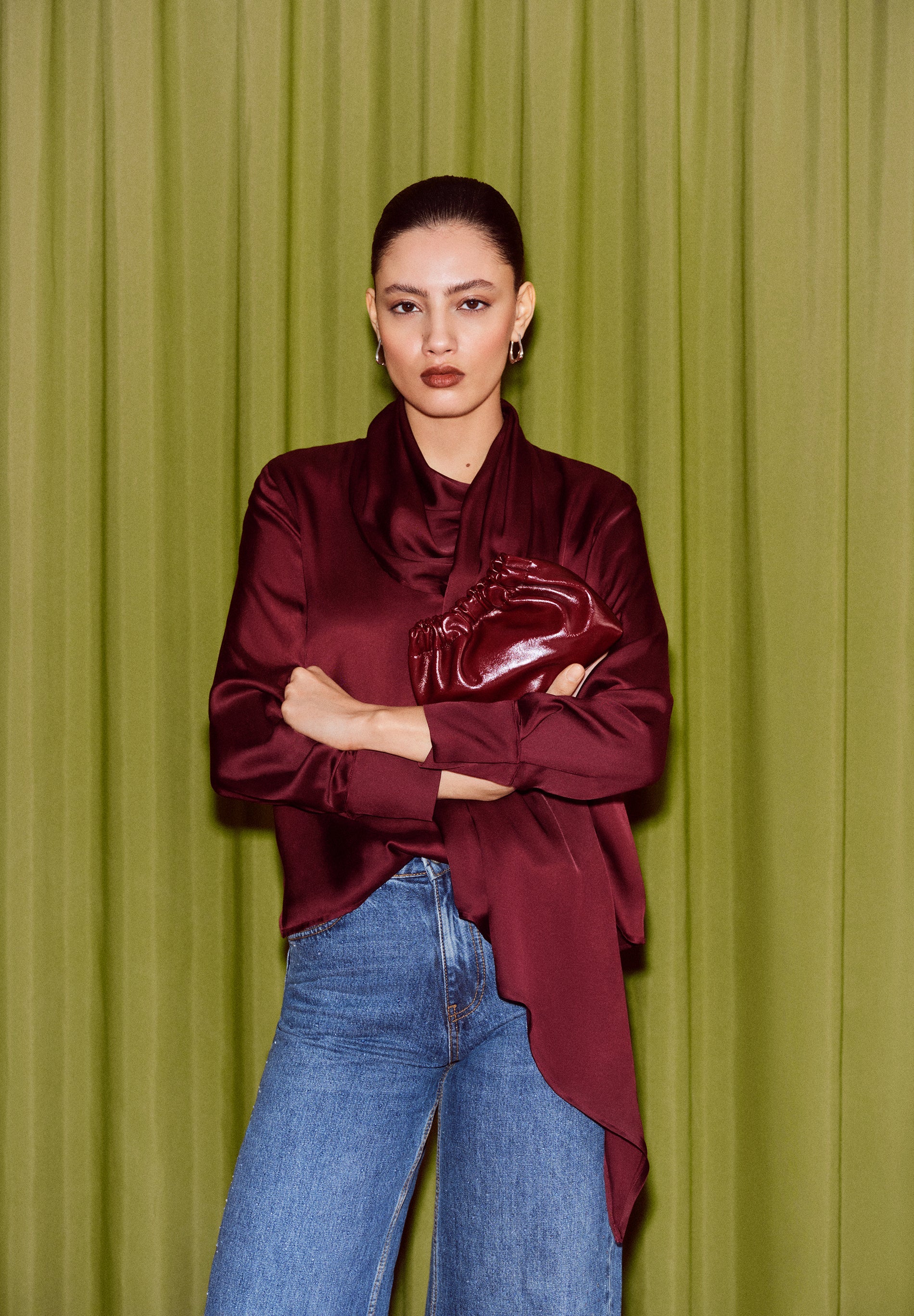 BLUSA DE CETIM DRAPEADA