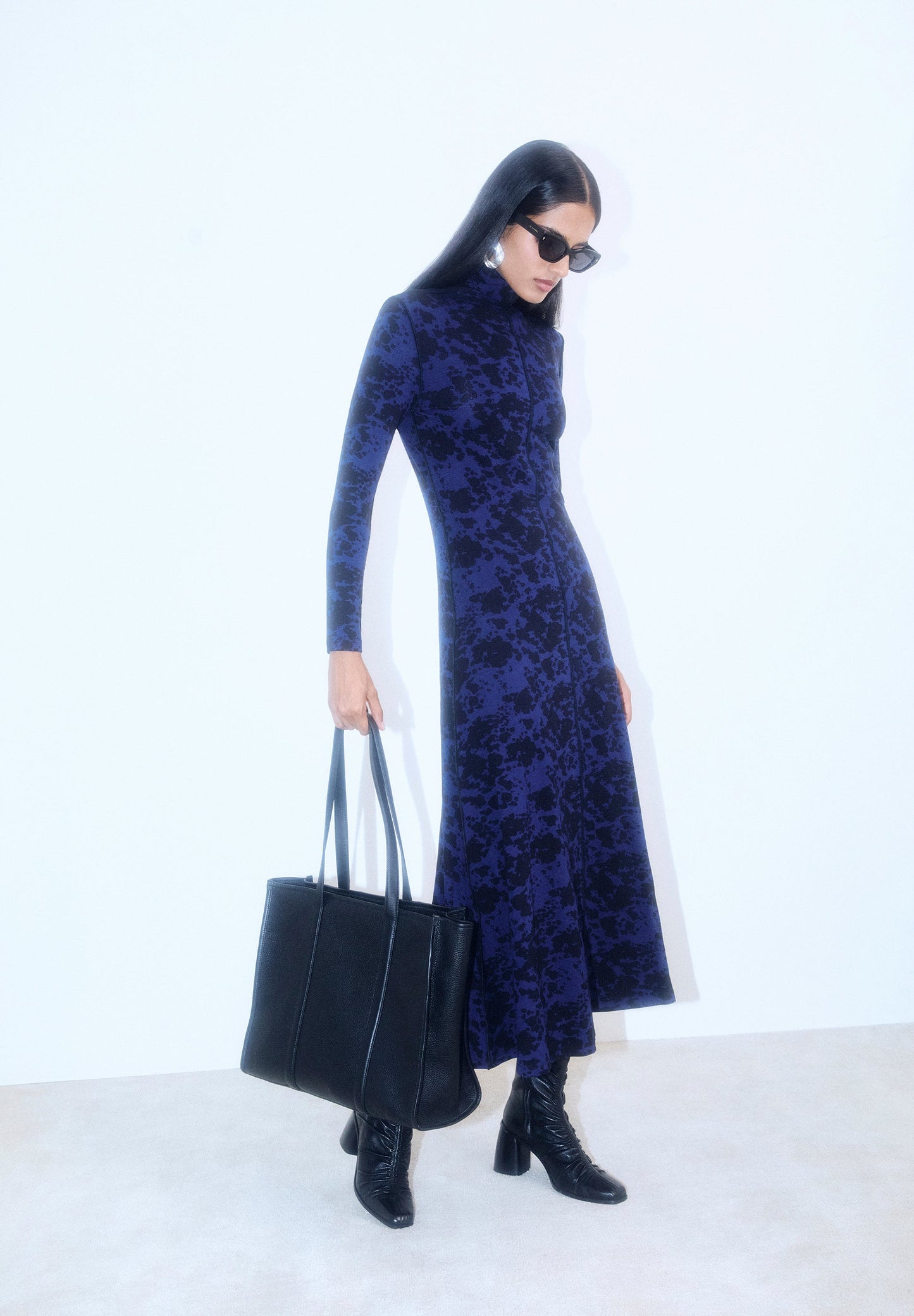 VESTIDO MIDI COM ESTAMPADO ANIMAL