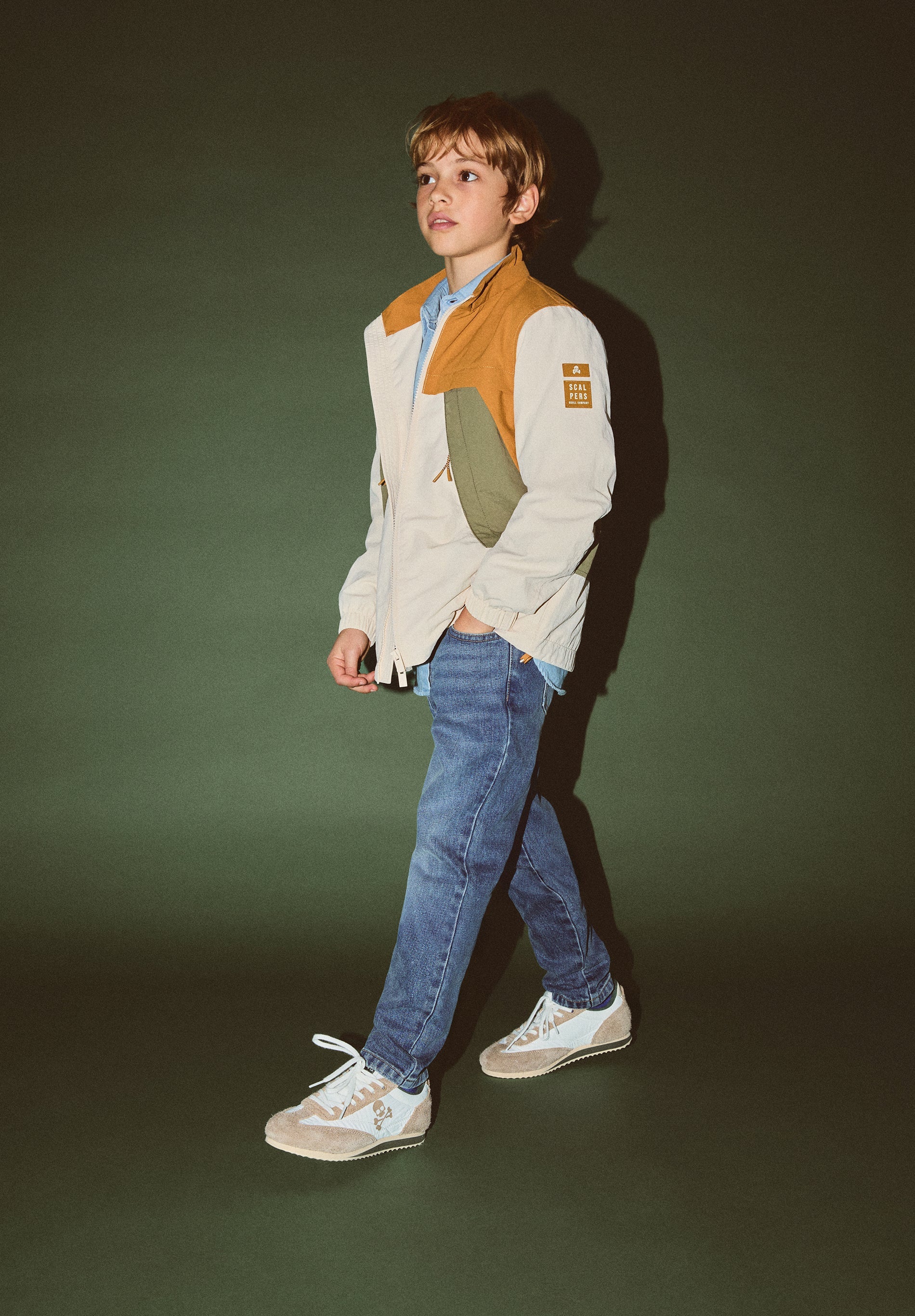 CASACO TÉCNICO COLOR BLOCK COM CAPUZ