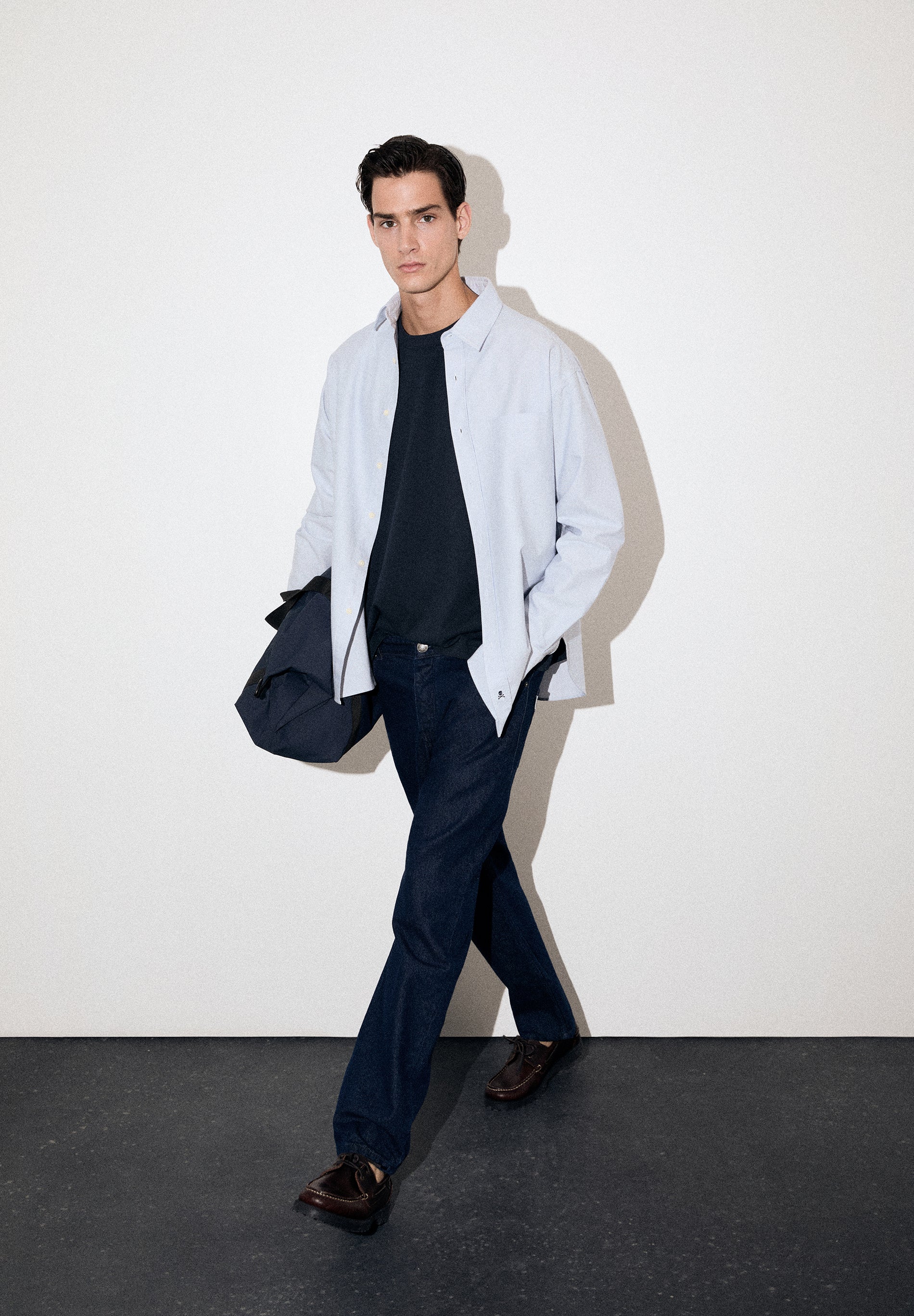 CAMISA ÀS RISCAS REGULAR FIT