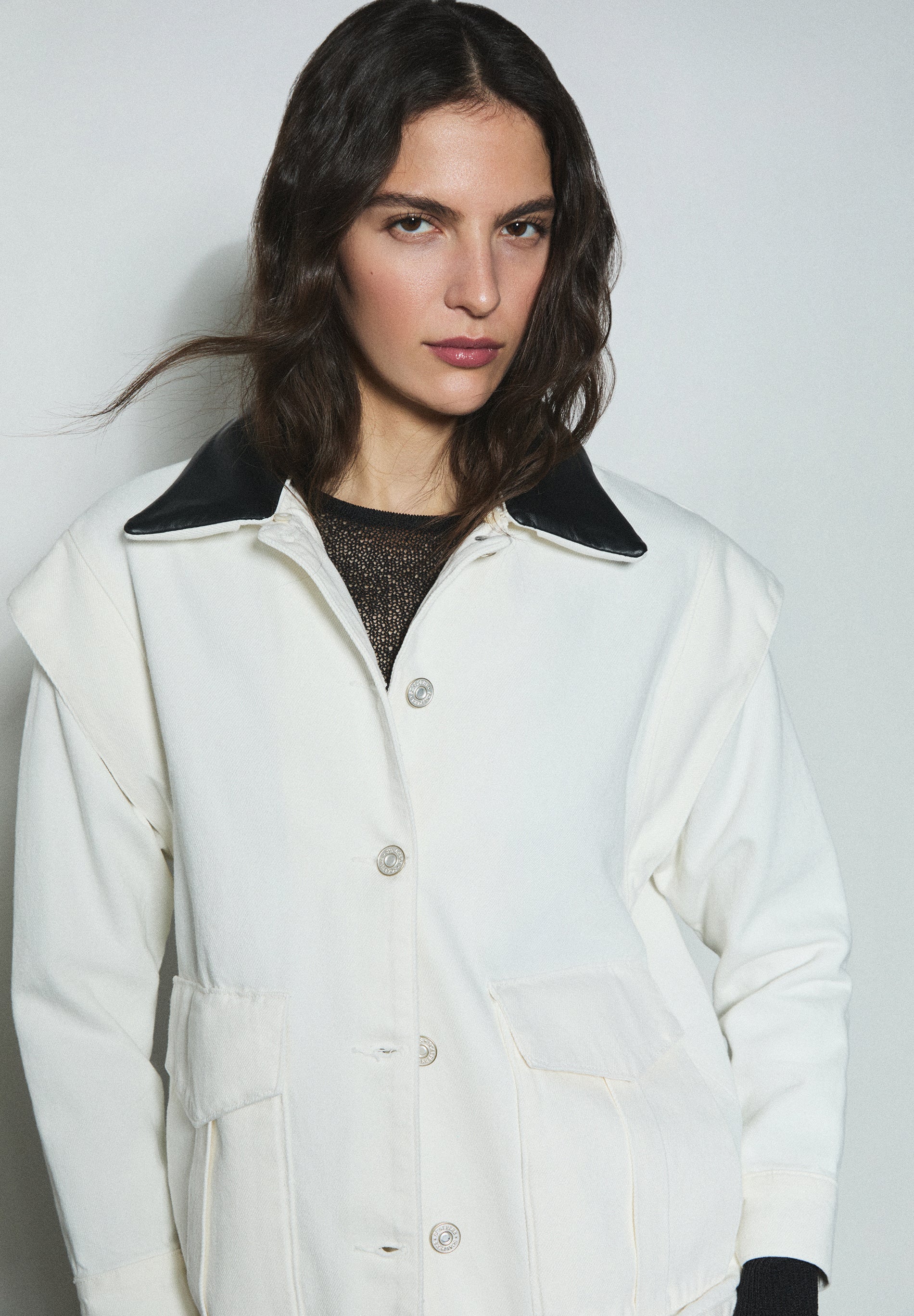 CARDIGAN DENIM EM CONTRASTE