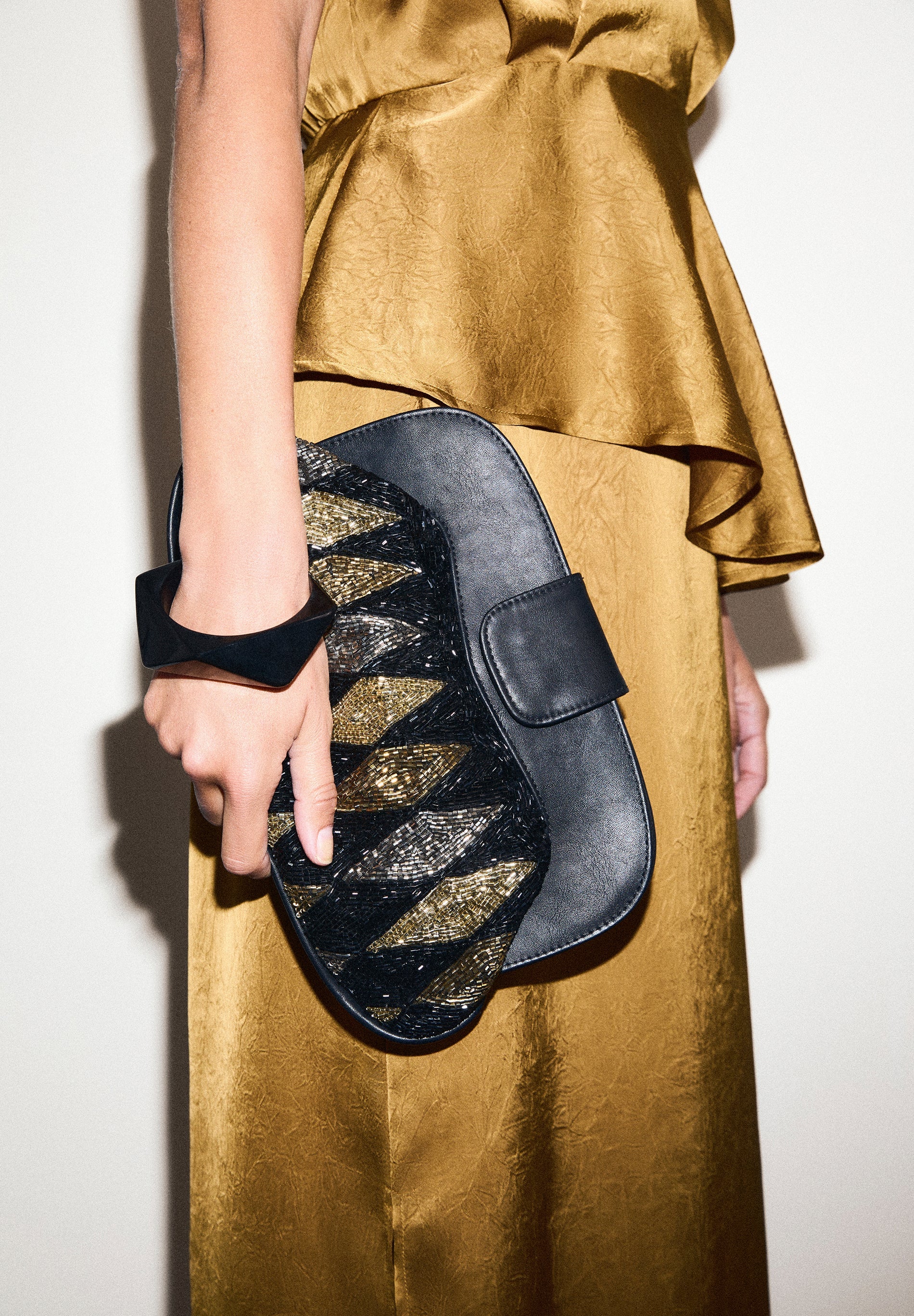 BOLSA COM PORMENOR DE CONTAS