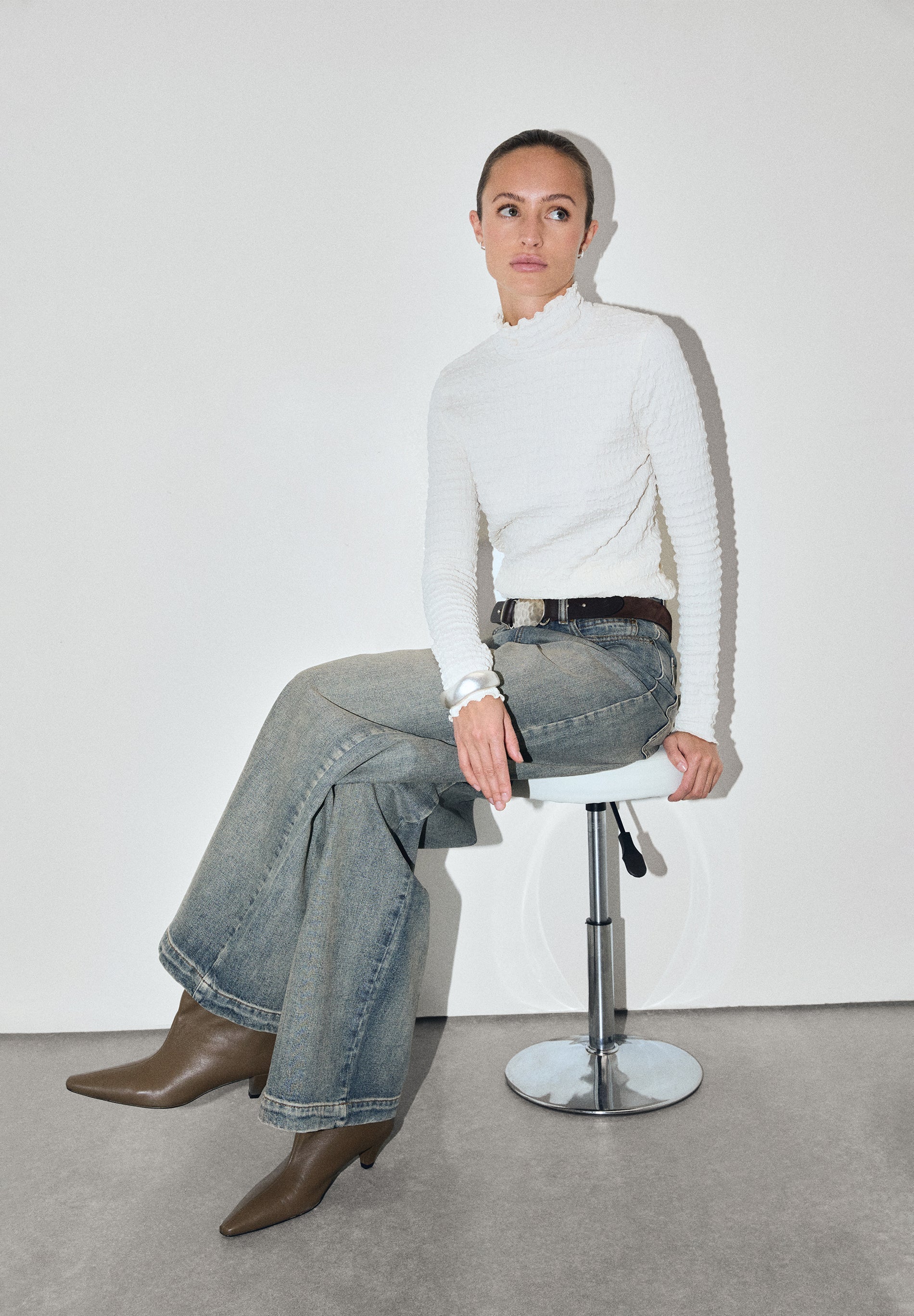 TOP DE GOLA ALTA COM ESTRUTURA