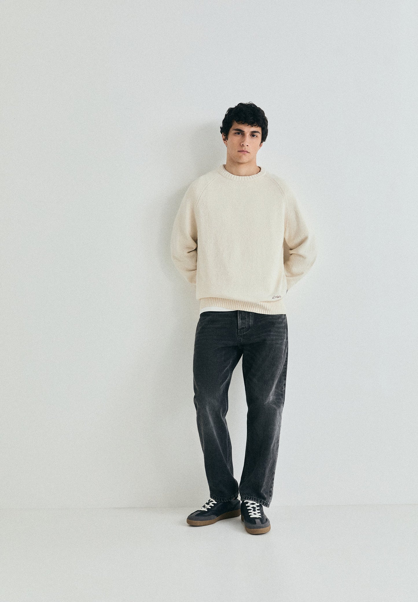 SWEATER DE TRICOT