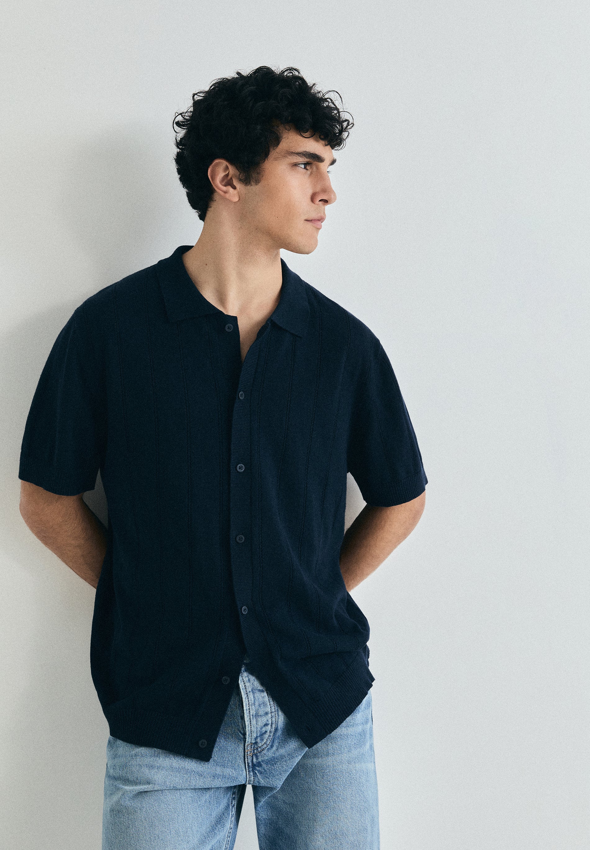 CAMISA POLO EM TRICOT COM BOTÕES