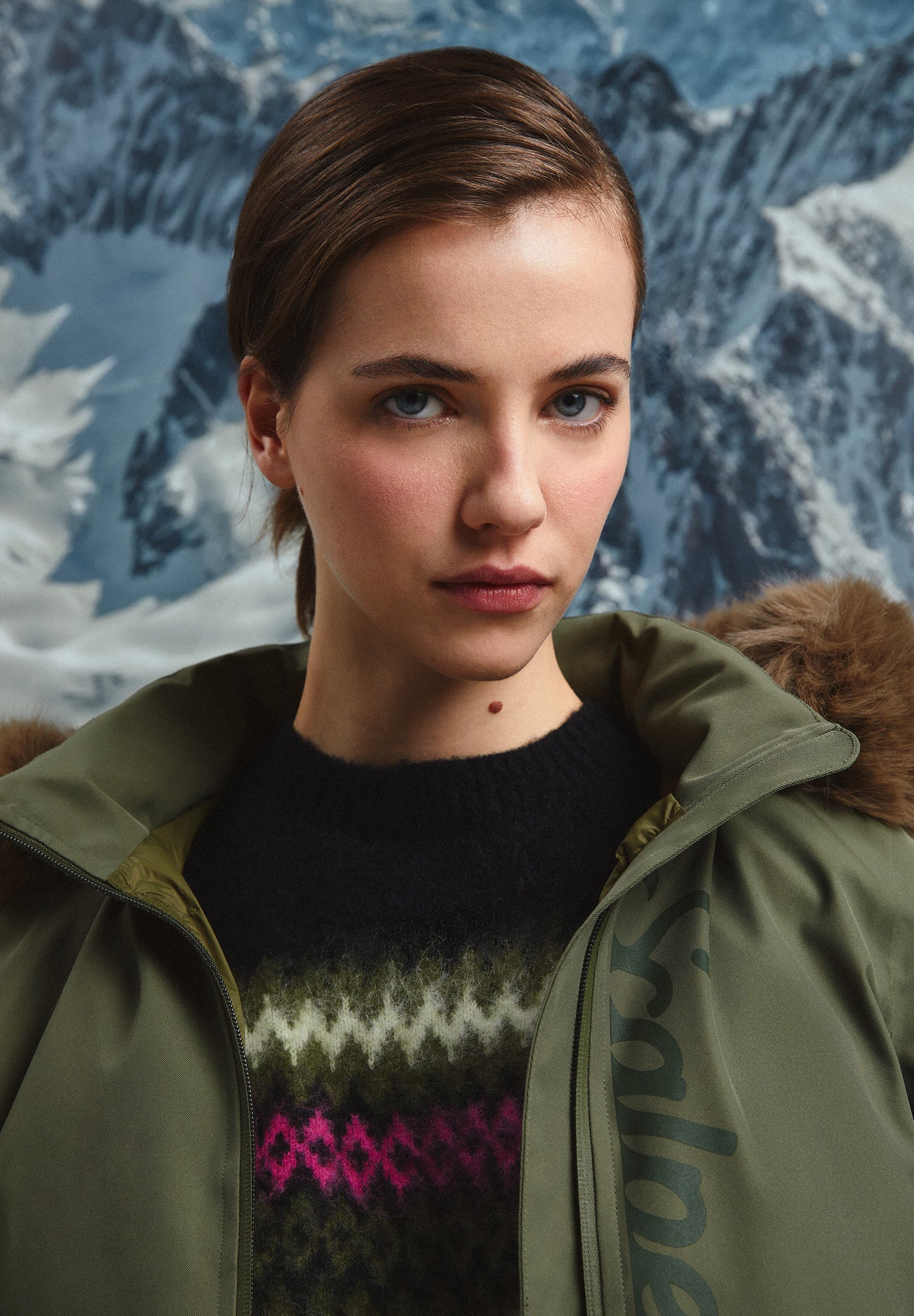 CASACO COM CAPUZ DE PELO SKI ADRENALINE