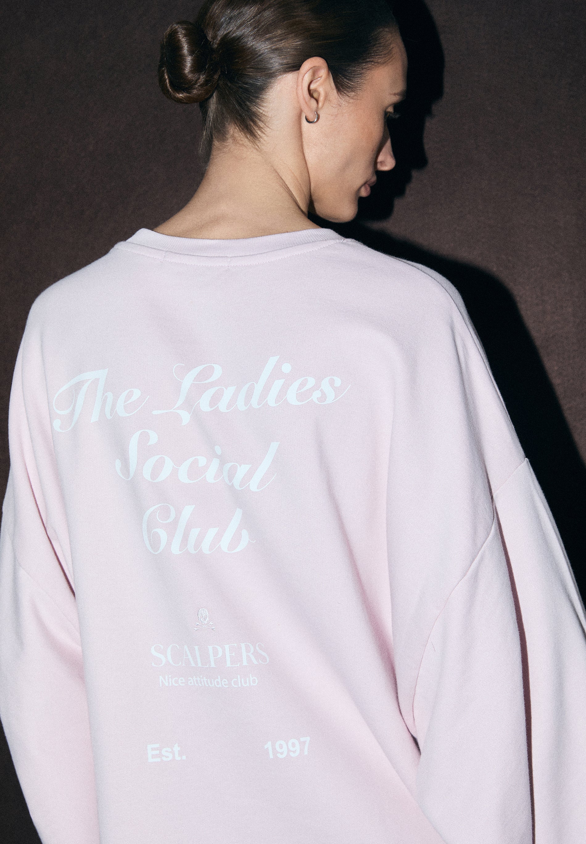 SWEATSHIRT COM MANGAS ABALONADAS