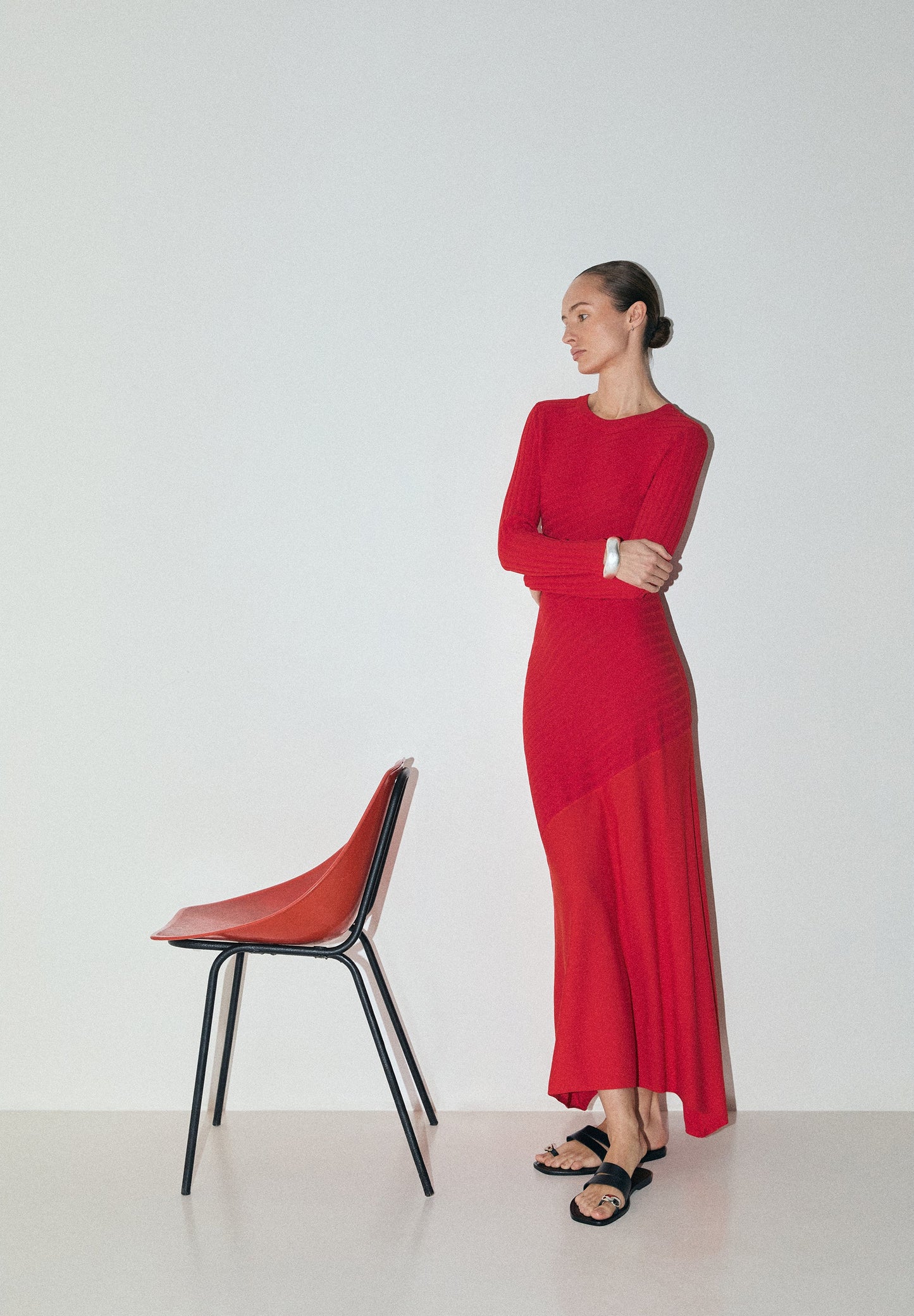 VESTIDO ÀS RISCAS DE MALHA