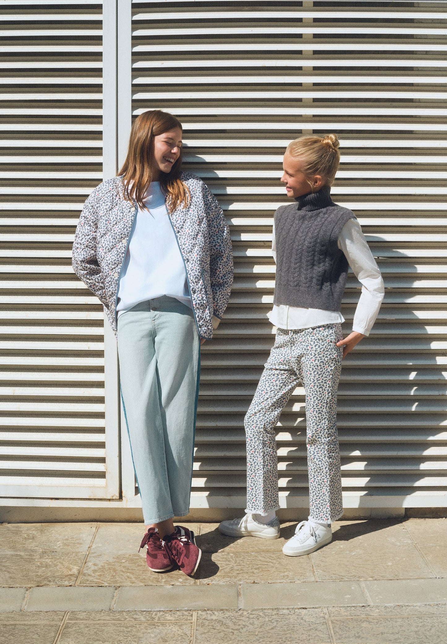 JEANS DENIM LINHA EM CONTRASTE