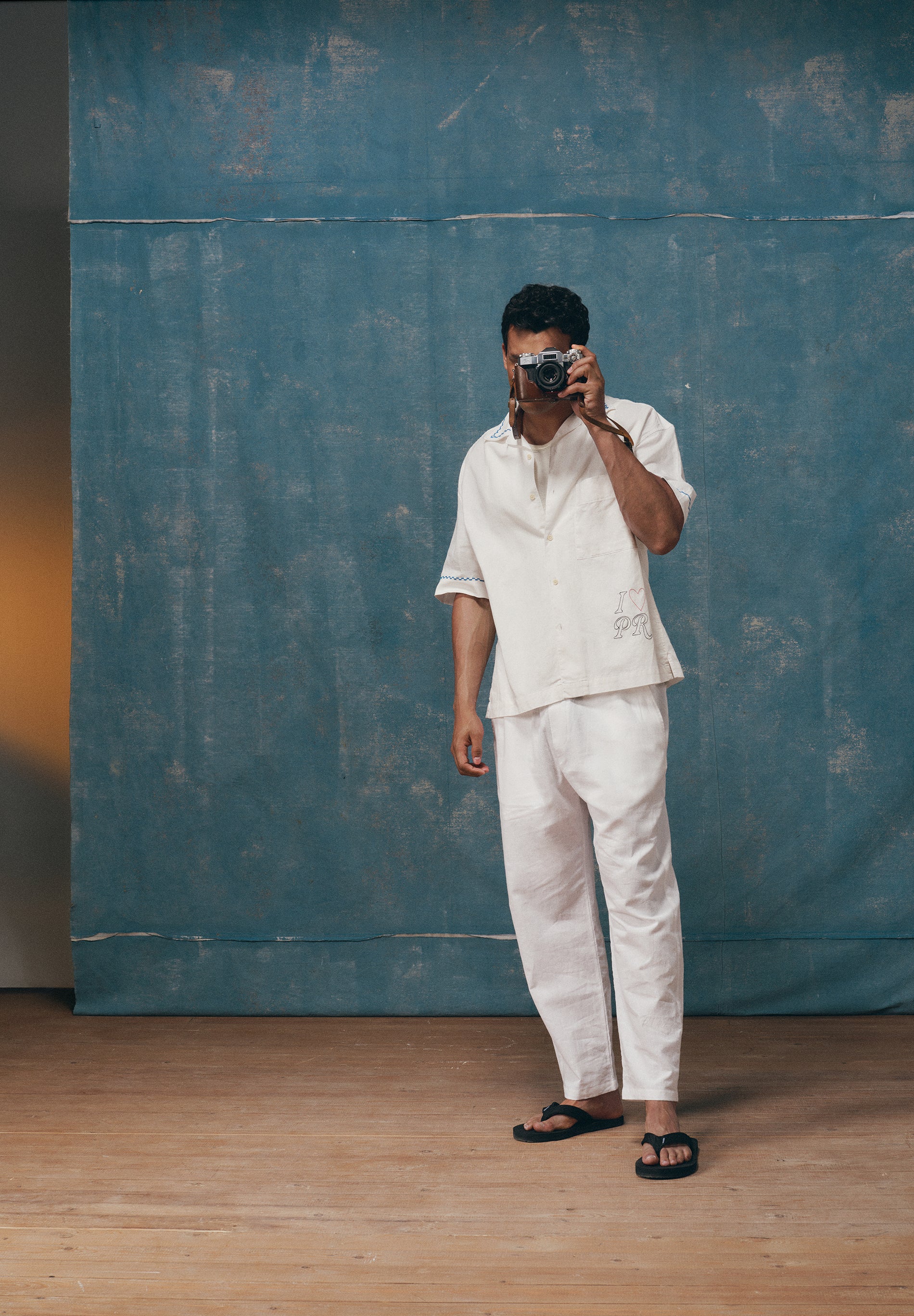 CAMISA DE ALGODÃO E LINHO BORDADA