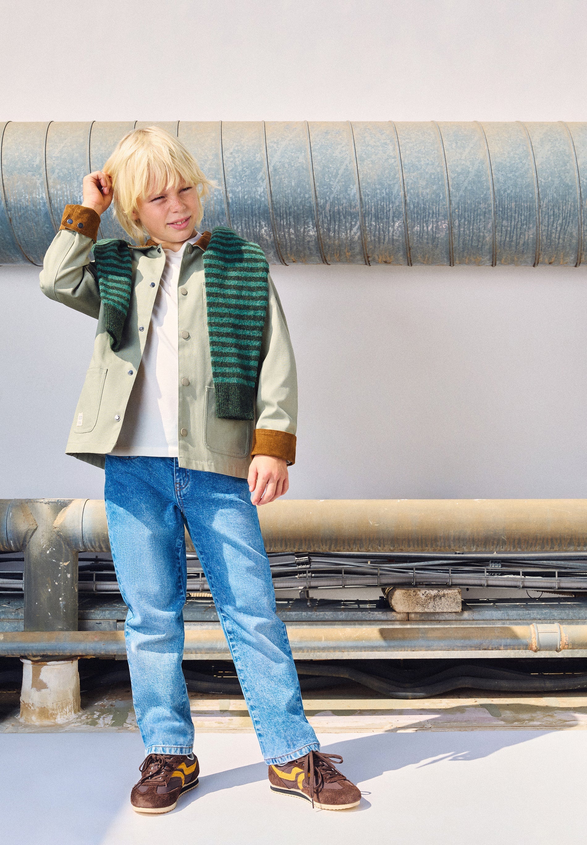 CALÇAS JEANS A DIREITO