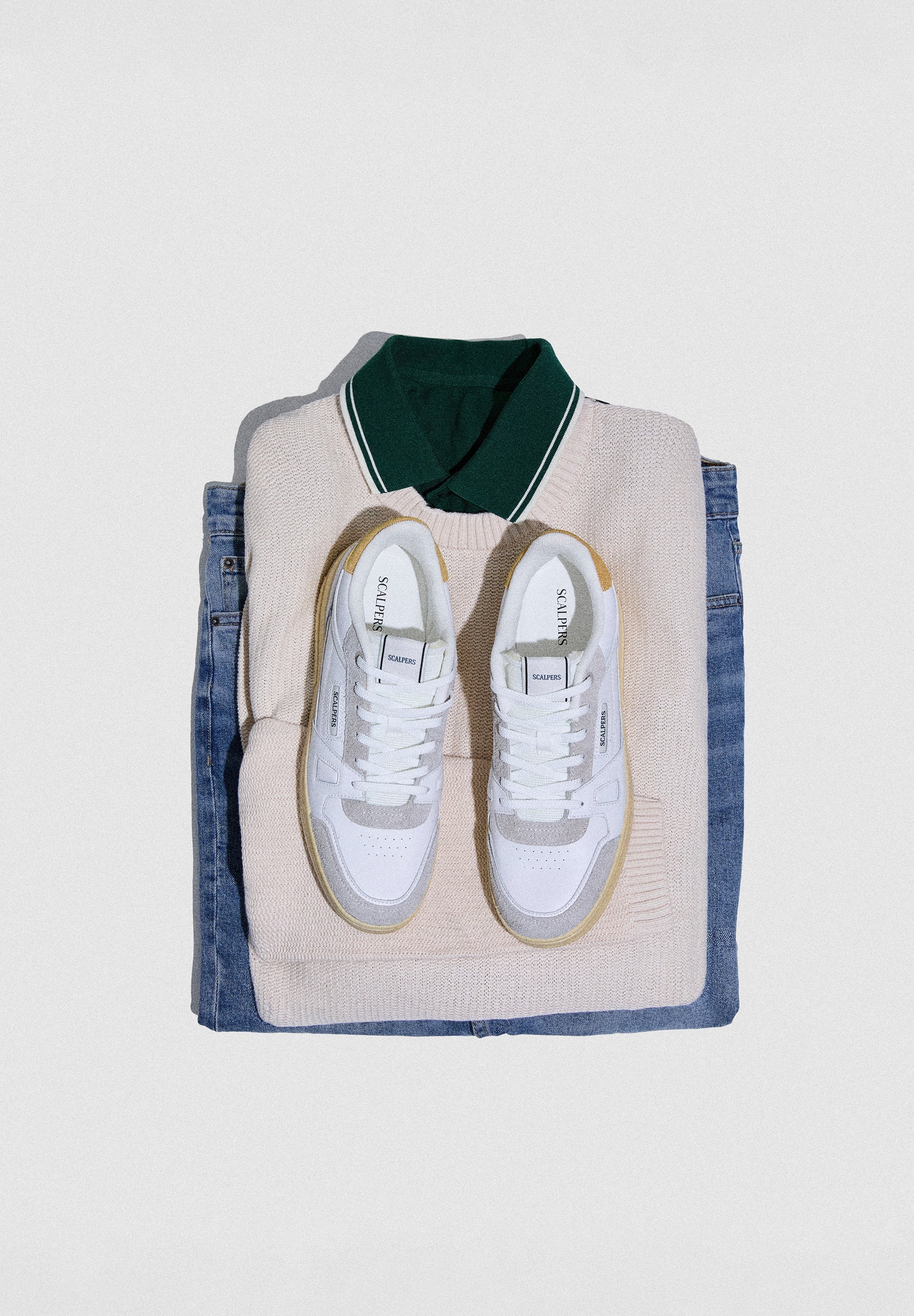 SCMILES SNEAKERS