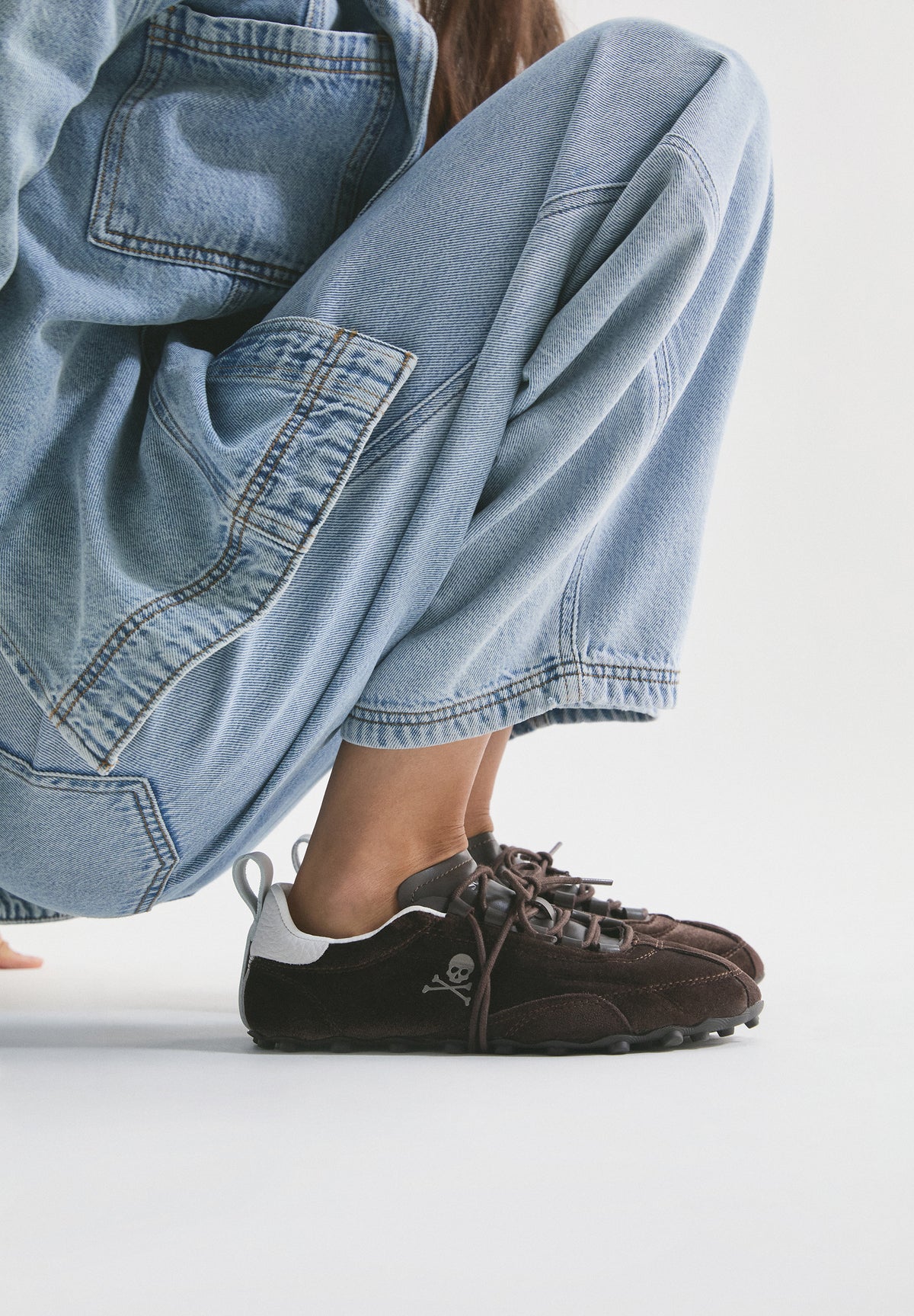 SCRUNNERVELVET SNEAKERS