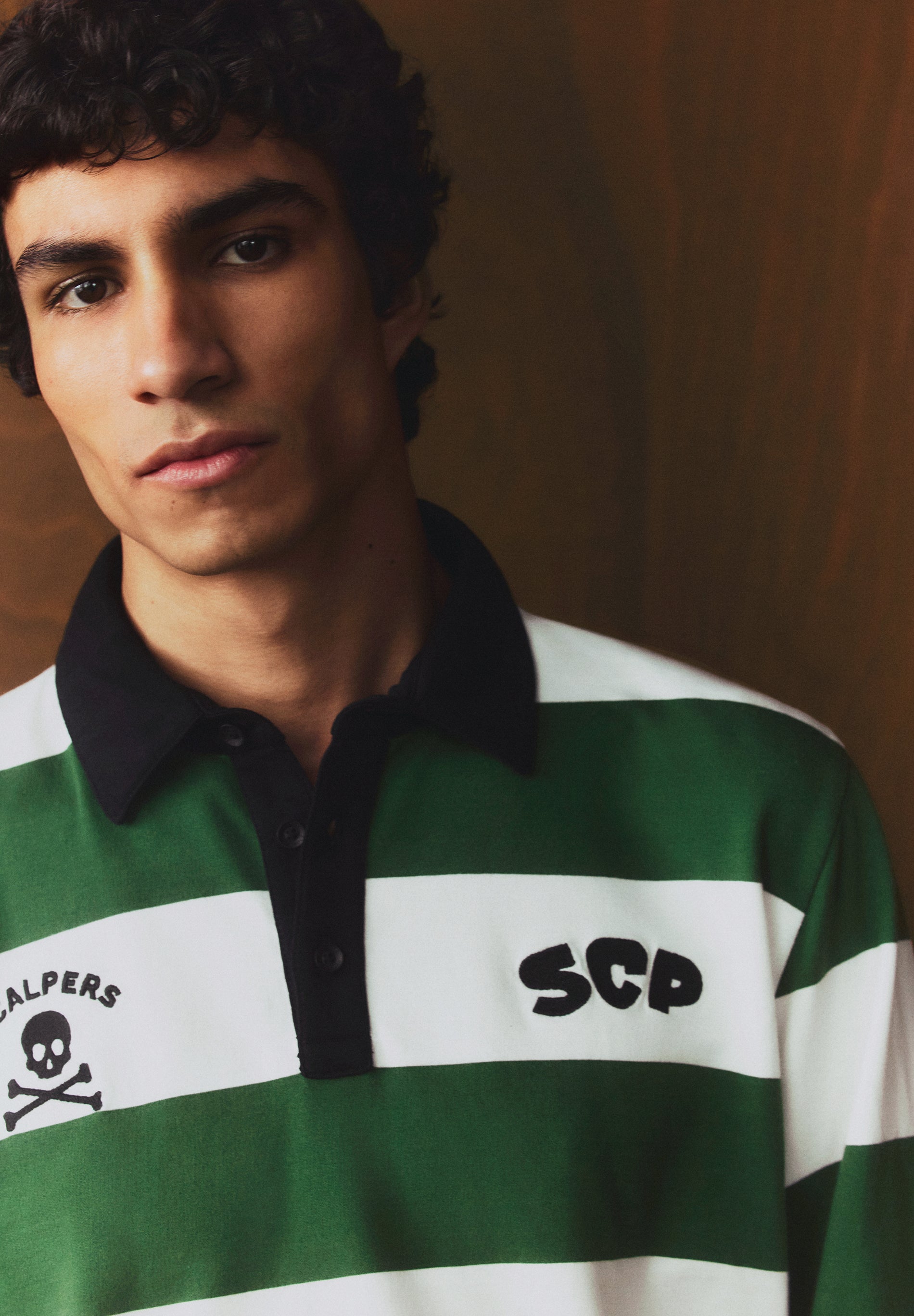 CAMISA POLO ÀS RISCAS SCALPERS X SPORTING CP