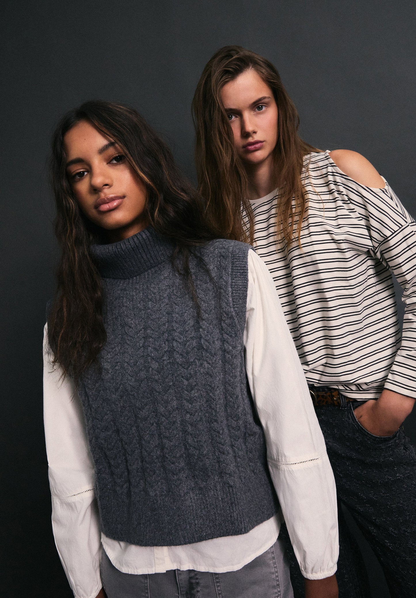 COLETE DE MALHA NA GOLA