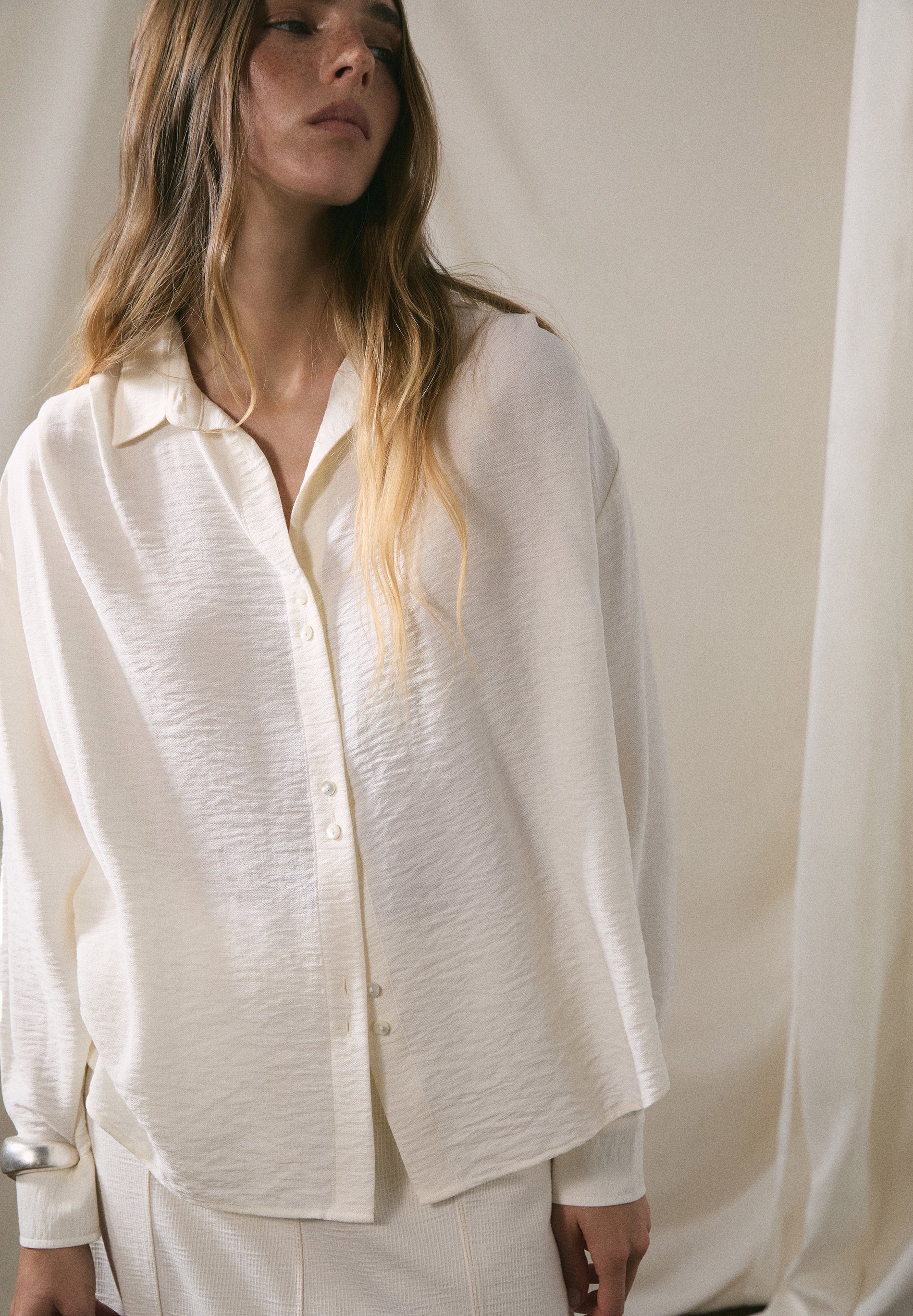 CAMISA FLUIDA PREGAS