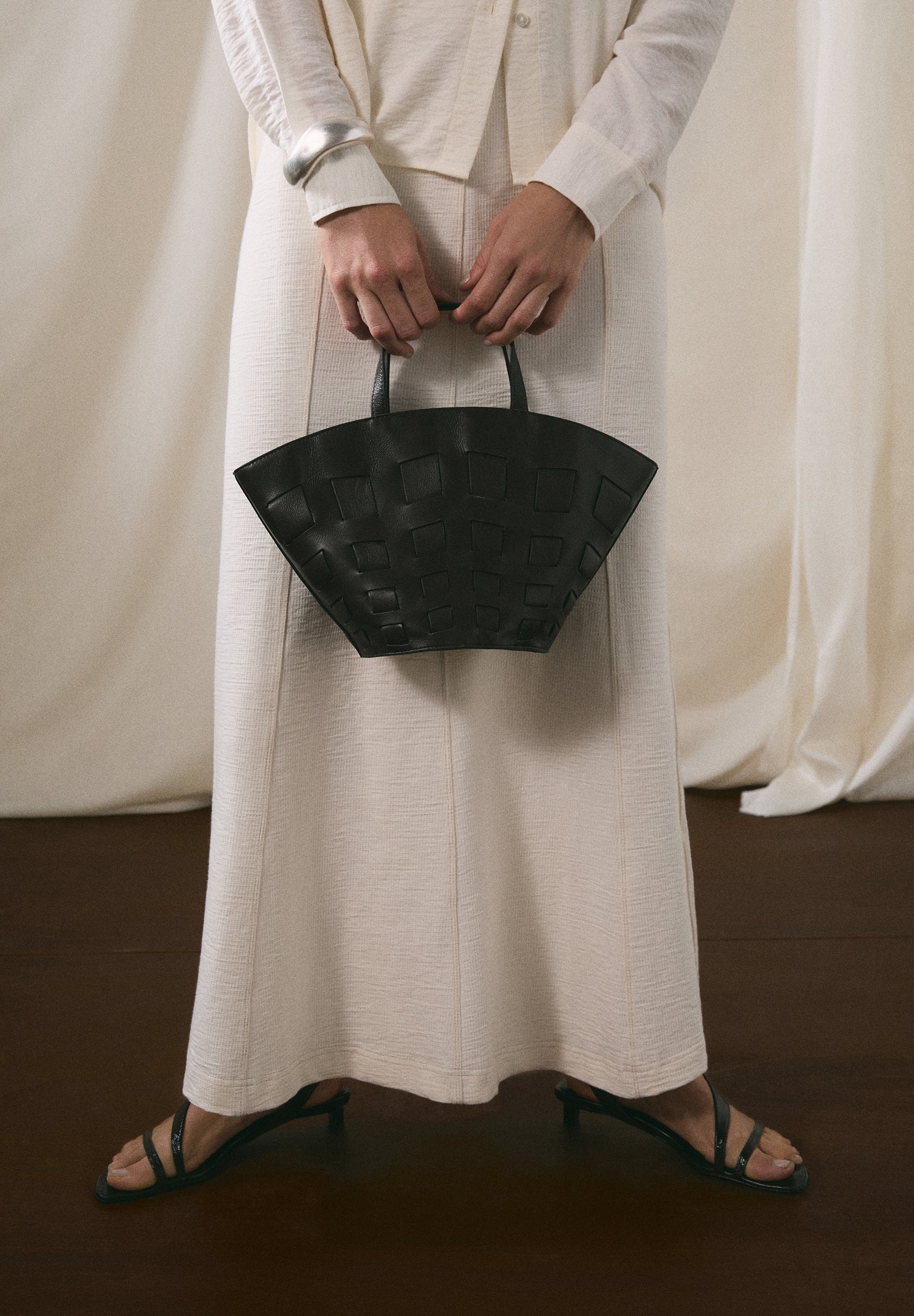 SAIA MIDI COM TEXTURA