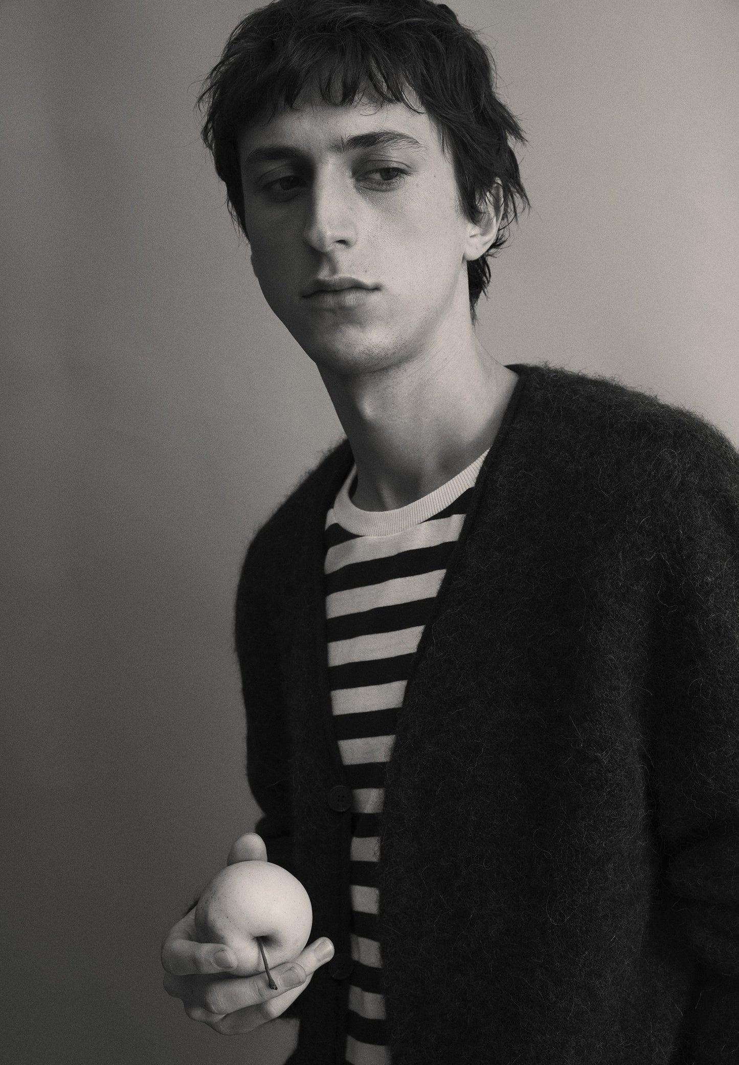 T-SHIRT ÀS RISCAS DE MANGA COMPRIDA