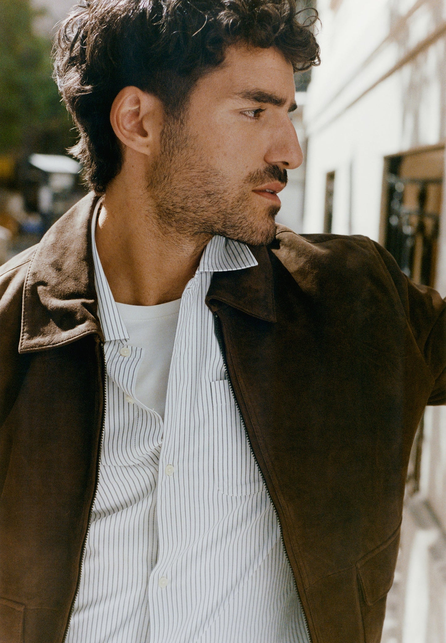 BLUSÃO EM PELE DE CAMURÇA