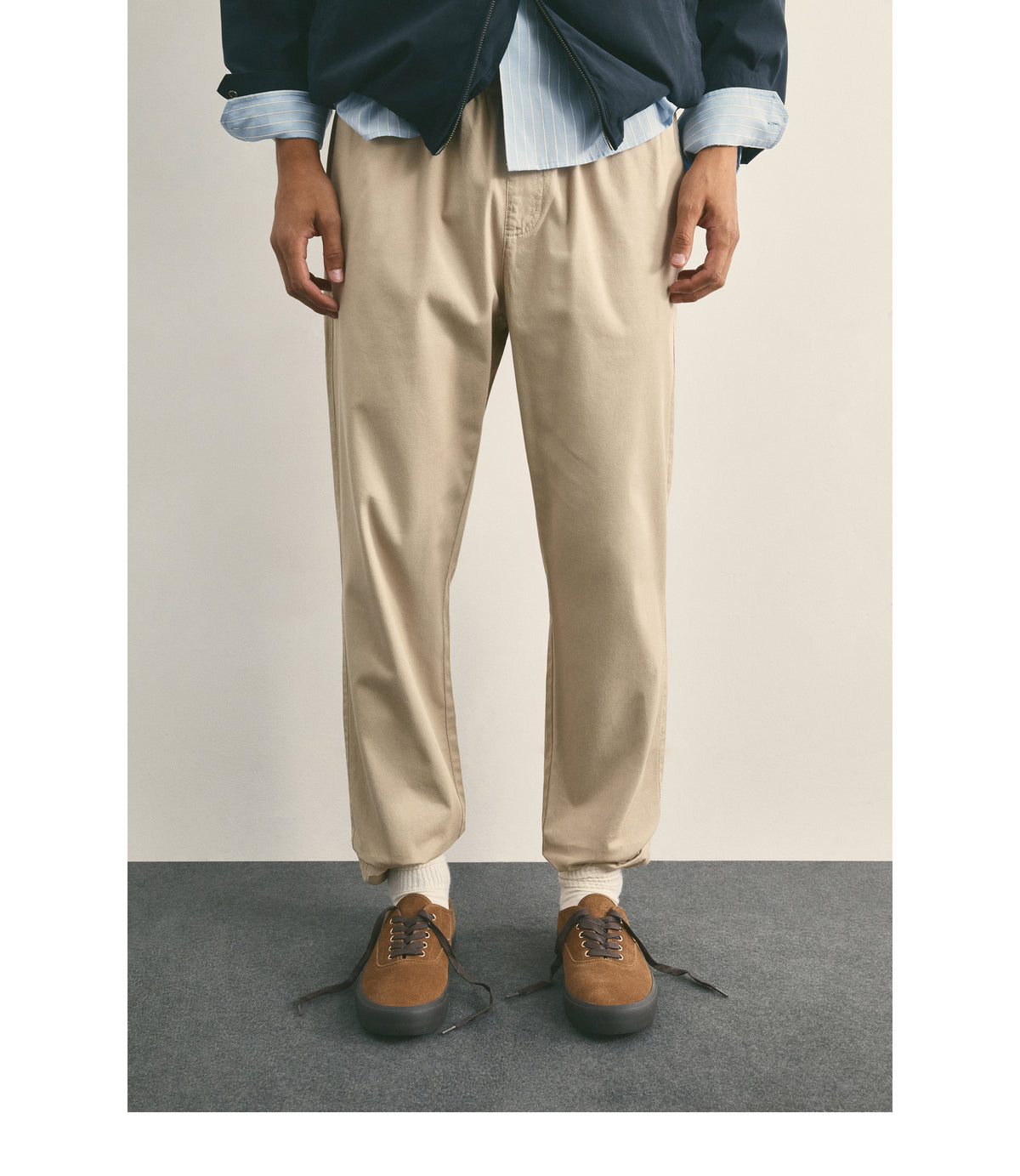 des_250926_sneakers_h_07